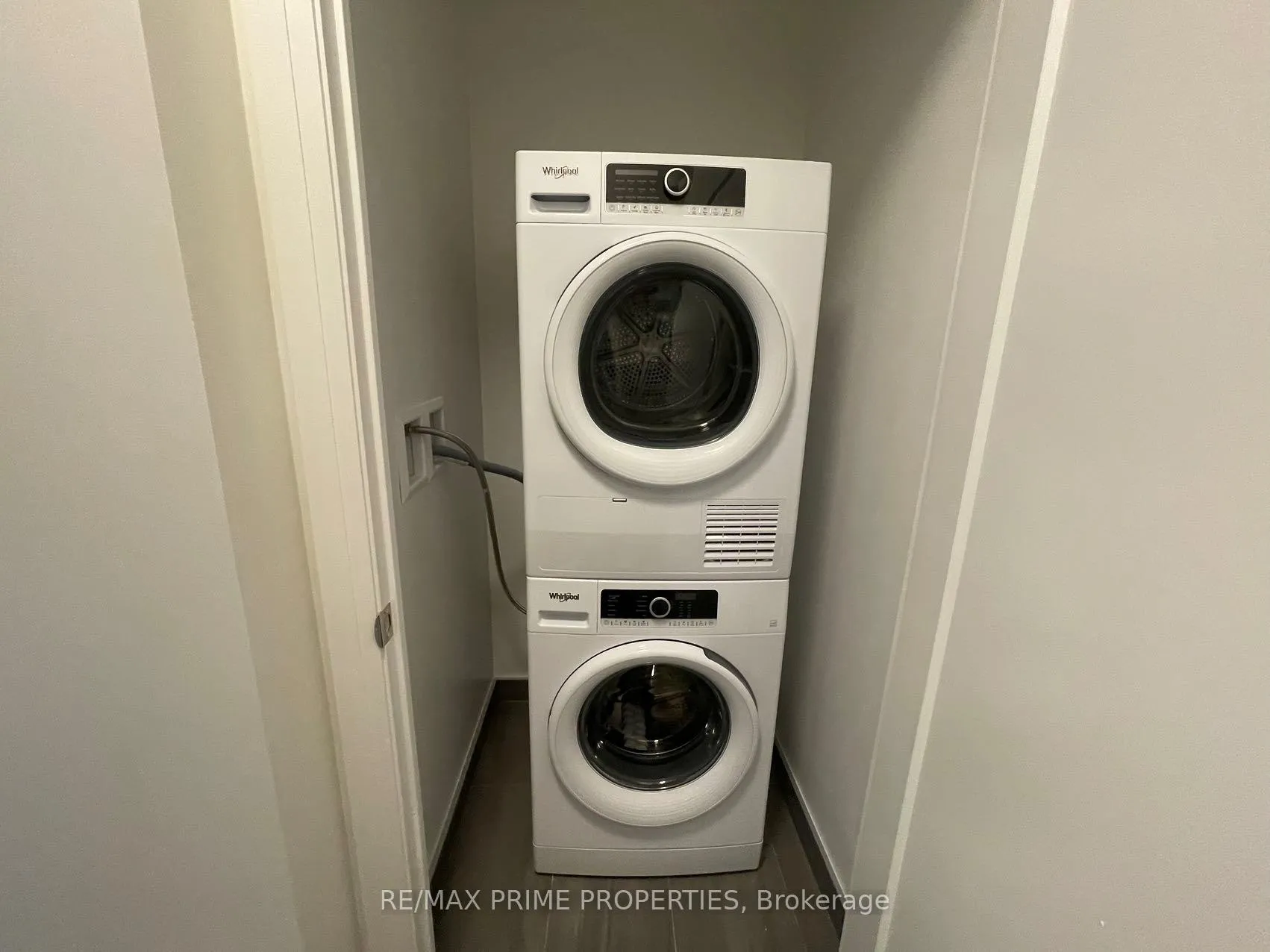 Photo 5 of Unit 2611, 8 Water Walk Drive, Markham, Unionville — HOMEH