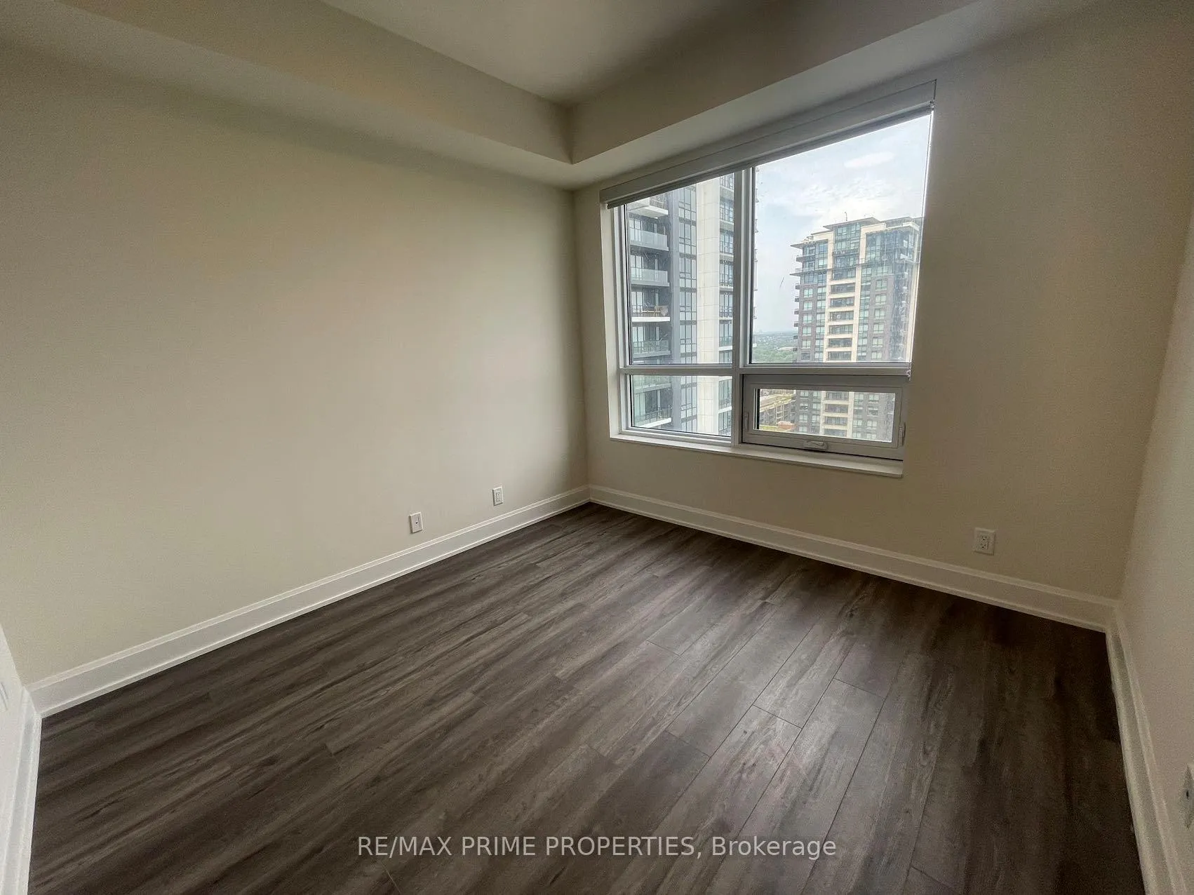 Photo 9 of Unit 2611, 8 Water Walk Drive, Markham, Unionville — HOMEH