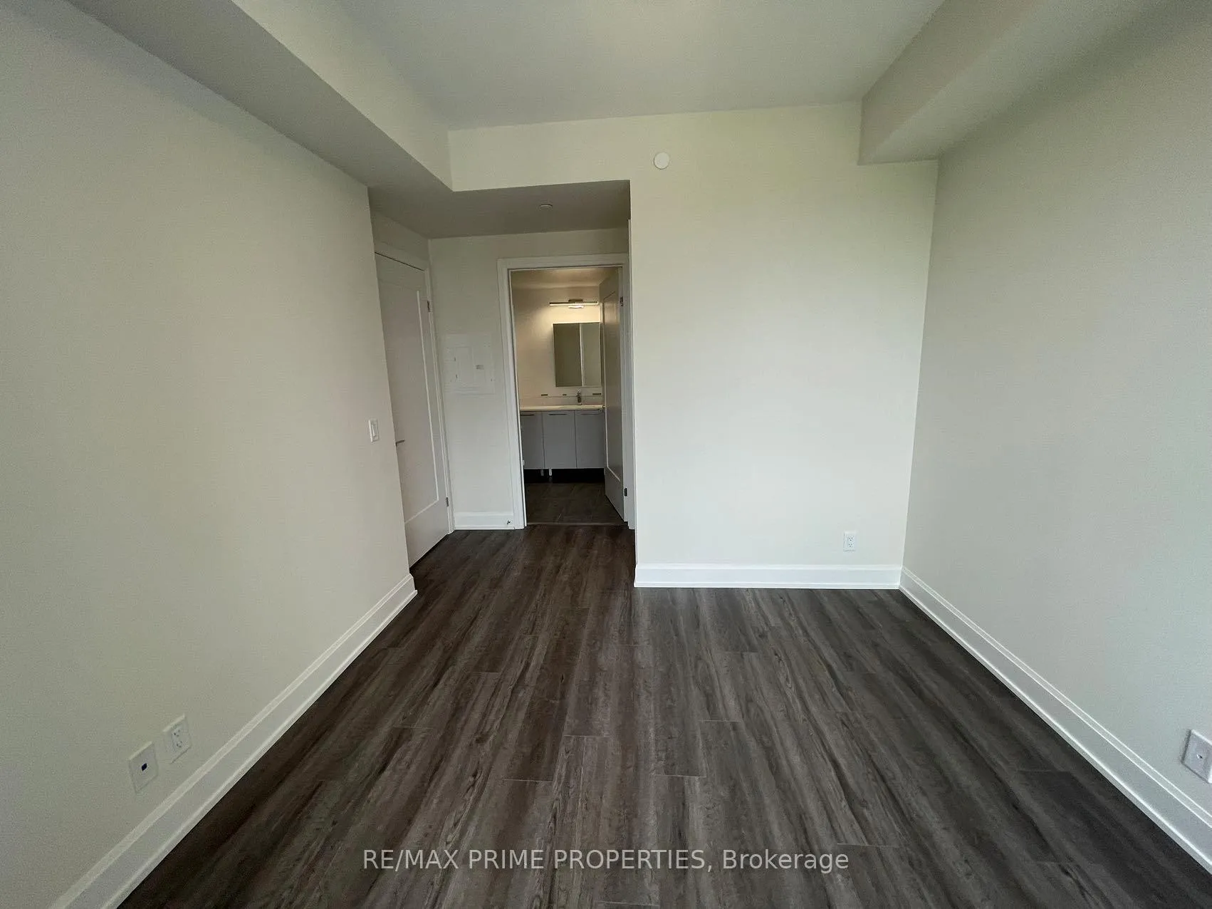 Photo 10 of Unit 2611, 8 Water Walk Drive, Markham, Unionville — HOMEH