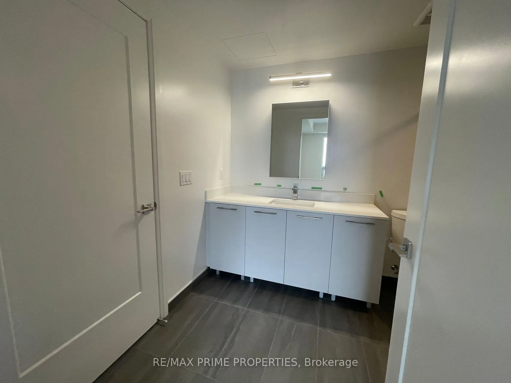 Photo 12 of Unit 2611, 8 Water Walk Drive, Markham, Unionville — HOMEH