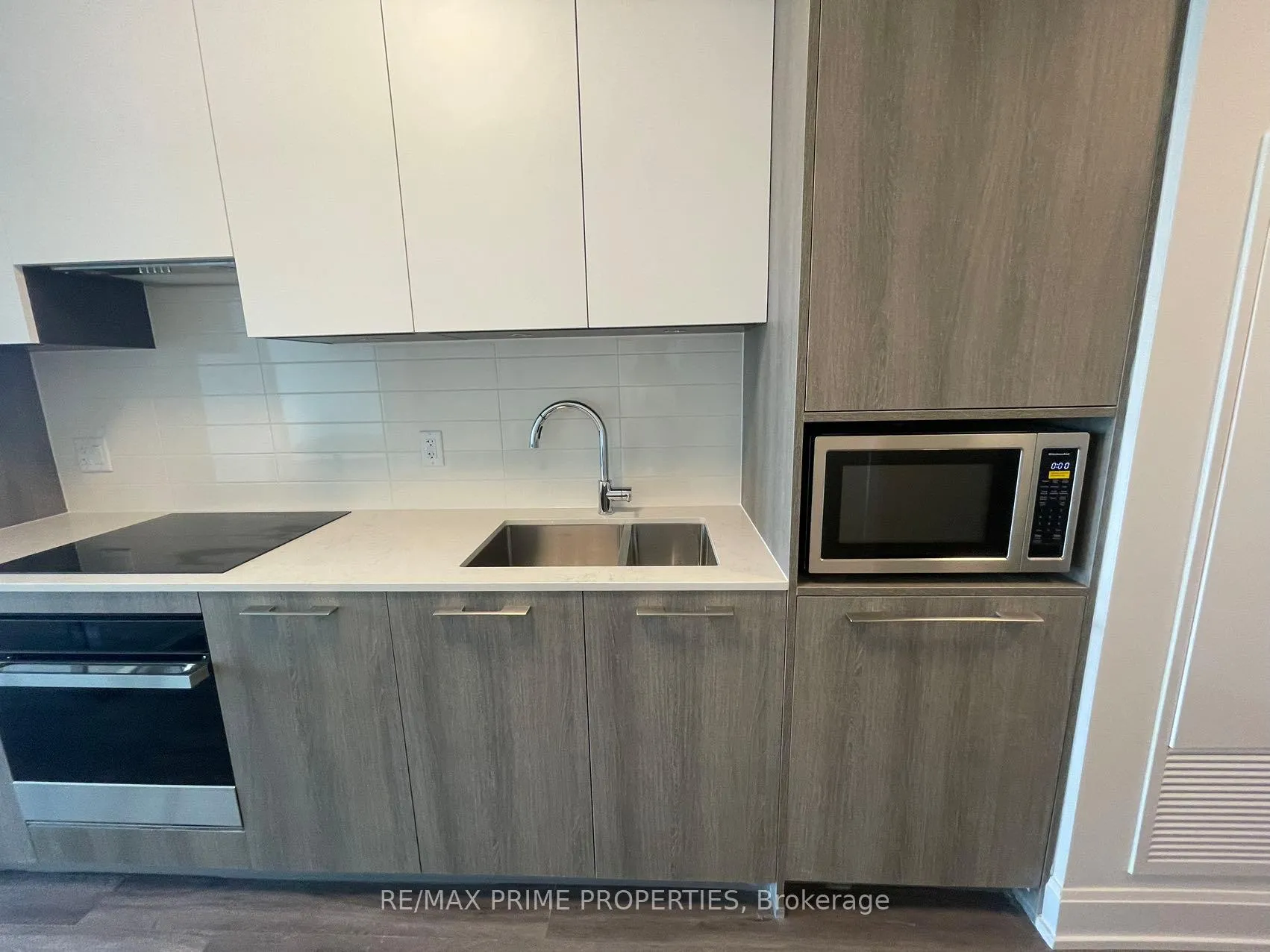 Photo 16 of Unit 2611, 8 Water Walk Drive, Markham, Unionville — HOMEH