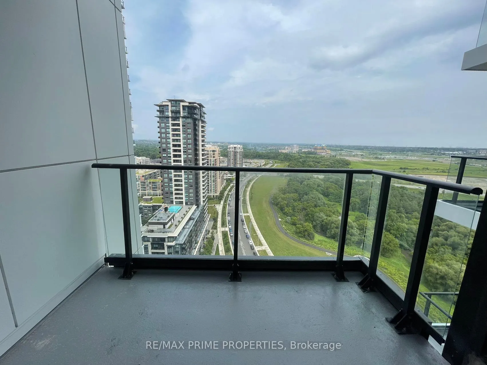 Photo 20 of Unit 2611, 8 Water Walk Drive, Markham, Unionville — HOMEH