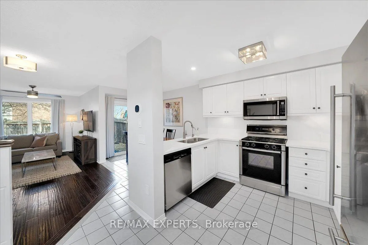 Photo 10 of 4 Knoll Haven Circle, Caledon, Bolton North — HOMEH