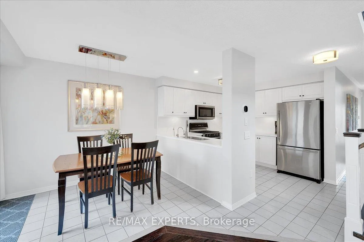 Photo 13 of 4 Knoll Haven Circle, Caledon, Bolton North — HOMEH