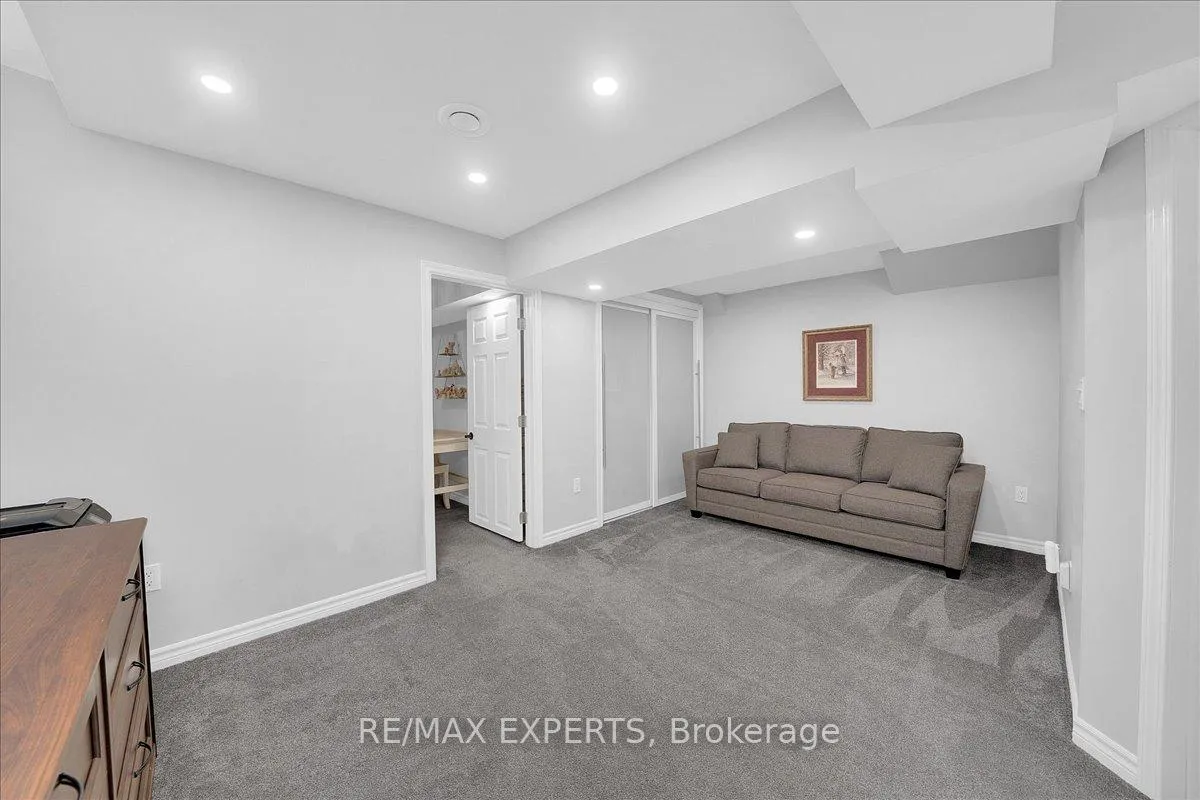 Photo 33 of 4 Knoll Haven Circle, Caledon, Bolton North — HOMEH