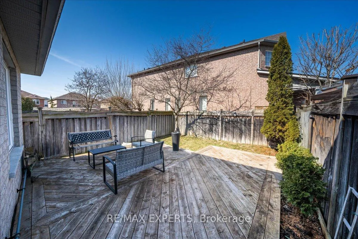 Photo 41 of 4 Knoll Haven Circle, Caledon, Bolton North — HOMEH