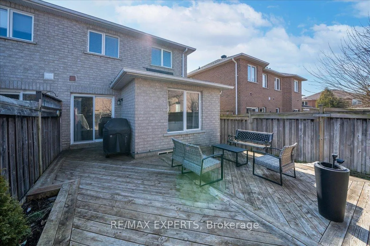 Photo 42 of 4 Knoll Haven Circle, Caledon, Bolton North — HOMEH