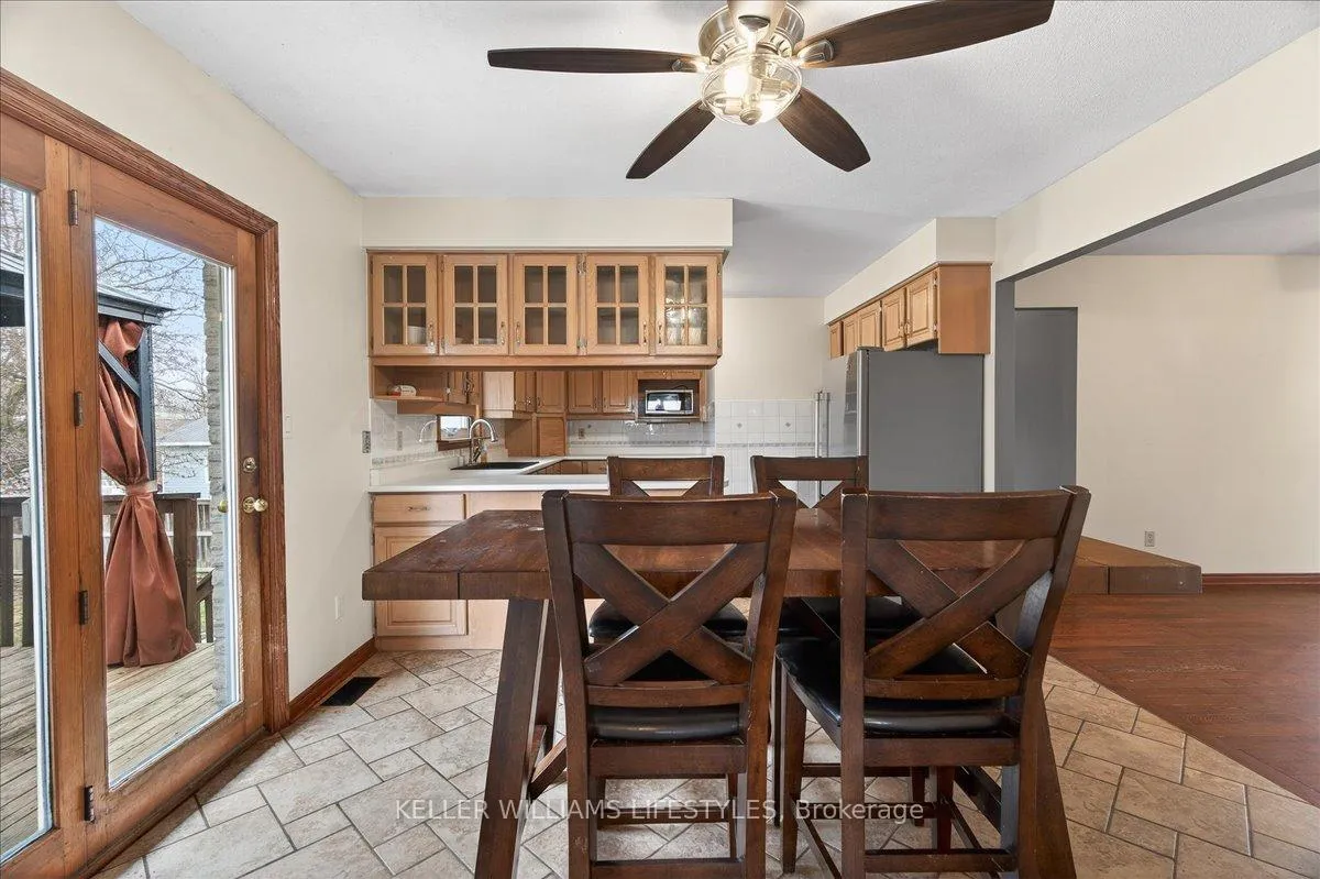 Photo 22 of 404 Ontario Street, Warwick, Watford — HOMEH