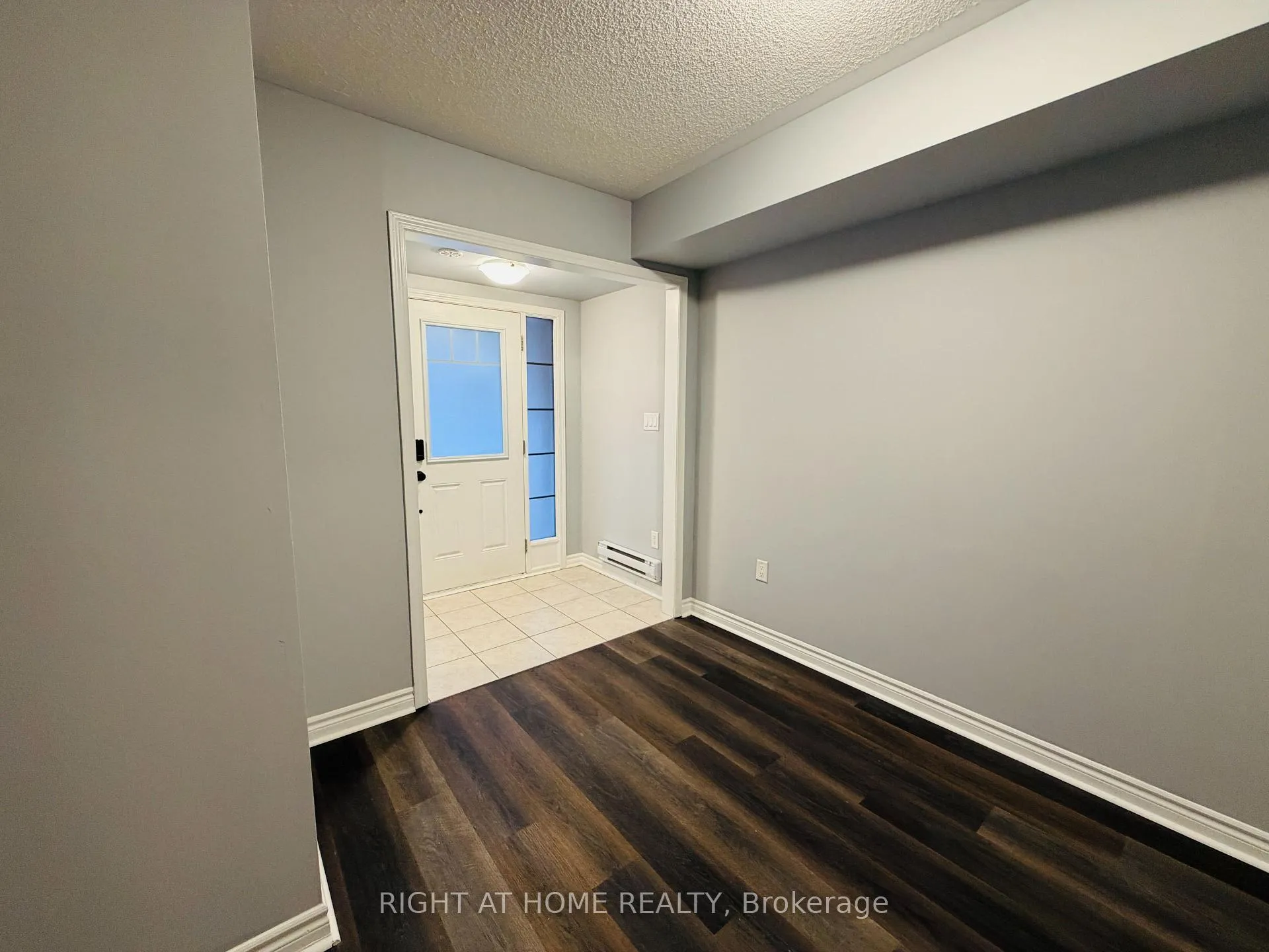 Photo 3 of 1633 Leblanc Court, Milton, Ford — HOMEH