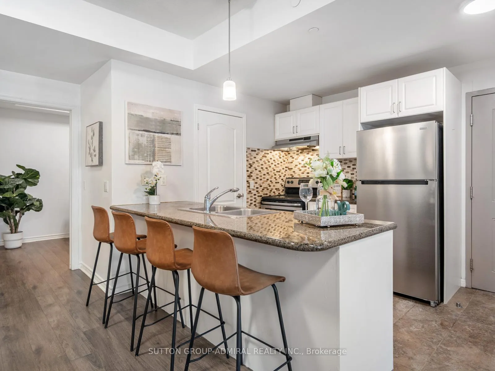 Photo 7 of Unit 101, 9589 Keele Street, Vaughan, Maple — HOMEH
