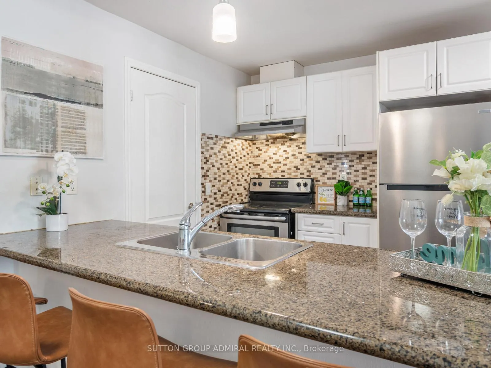 Photo 9 of Unit 101, 9589 Keele Street, Vaughan, Maple — HOMEH