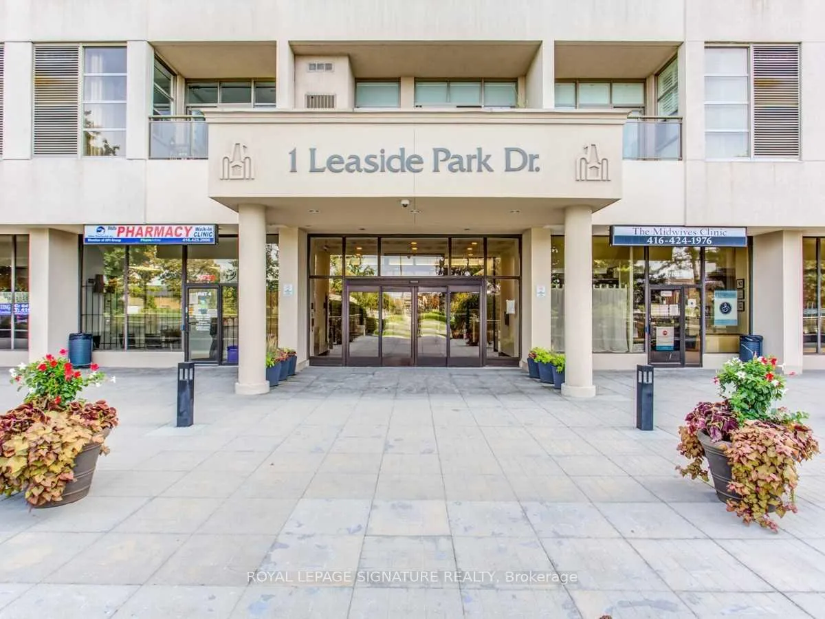 Photo 2 of Unit 513, 1 Leaside Park Drive, Toronto, Leaside — HOMEH