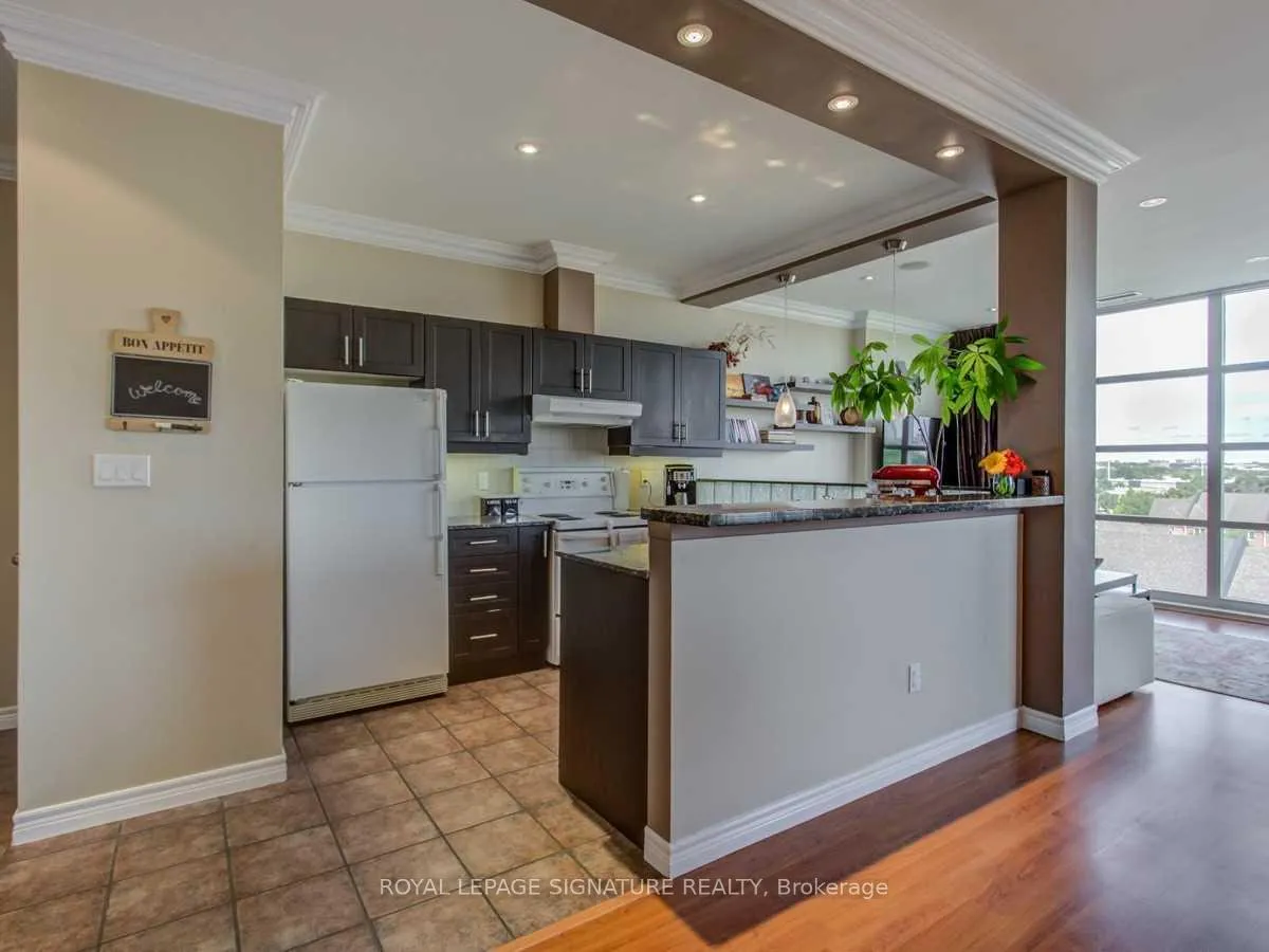 Photo 13 of Unit 513, 1 Leaside Park Drive, Toronto, Leaside — HOMEH