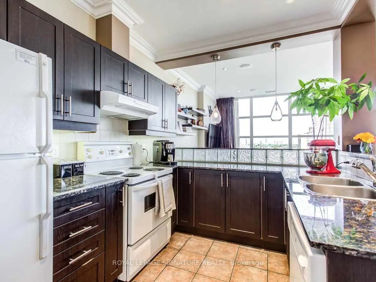 Photo 15 of Unit 513, 1 Leaside Park Drive, Toronto, Leaside — HOMEH
