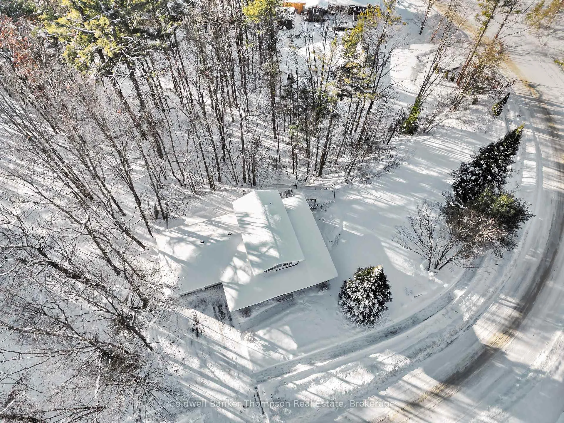Photo 4 of 2 The Granite Bluff, Bracebridge, Macaulay — HOMEH
