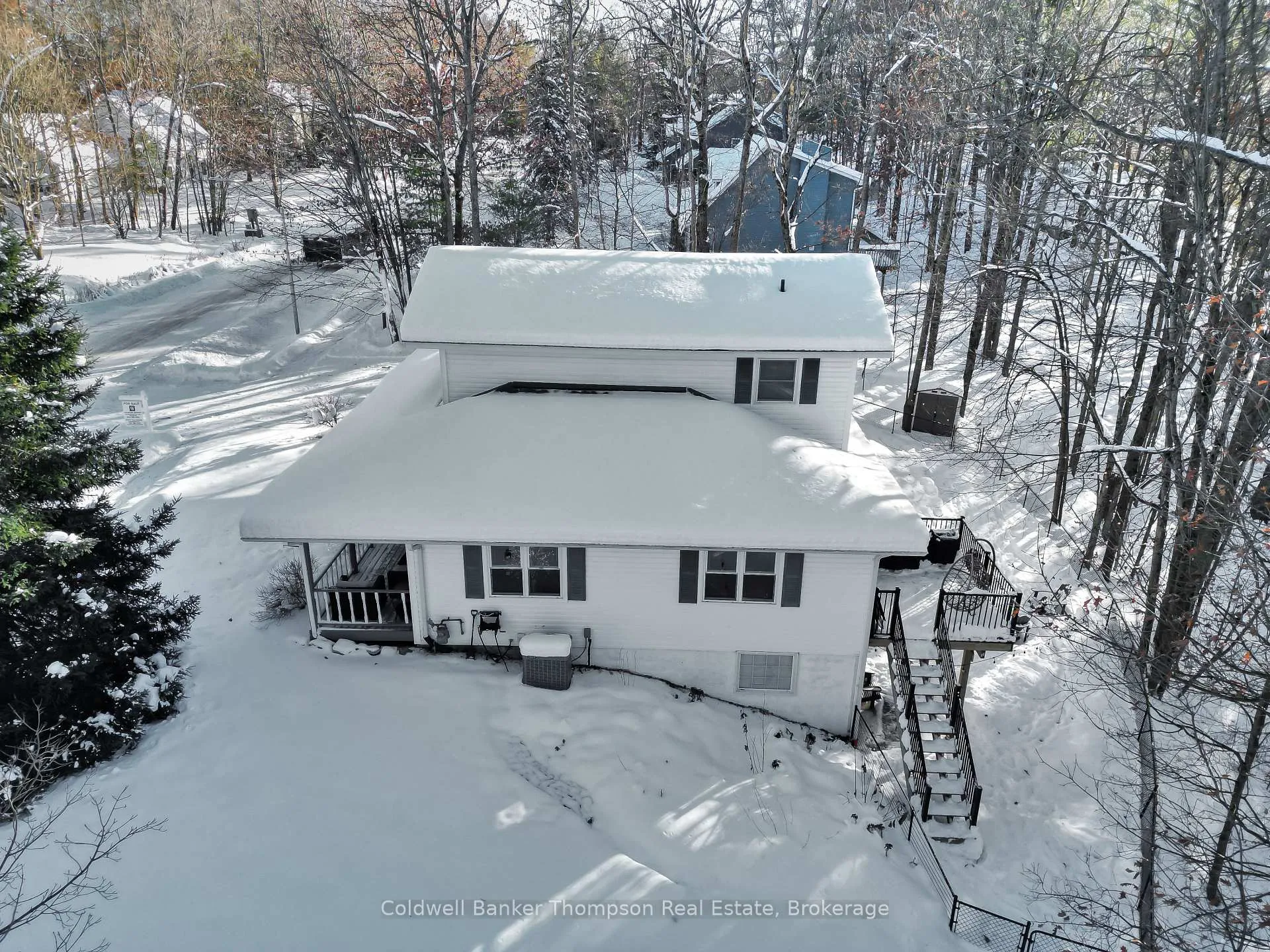 Photo 5 of 2 The Granite Bluff, Bracebridge, Macaulay — HOMEH
