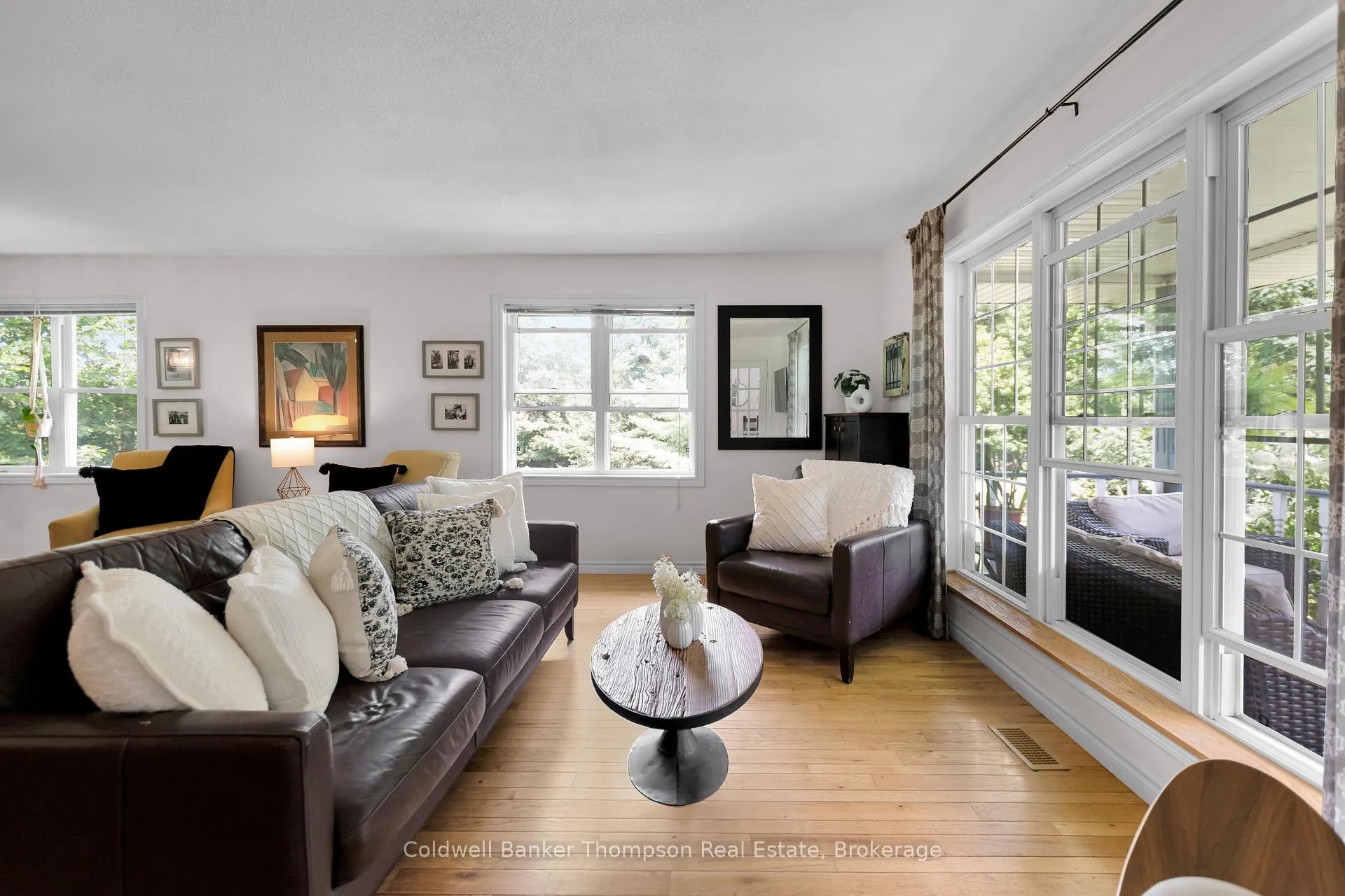 Photo 20 of 2 The Granite Bluff, Bracebridge, Macaulay — HOMEH