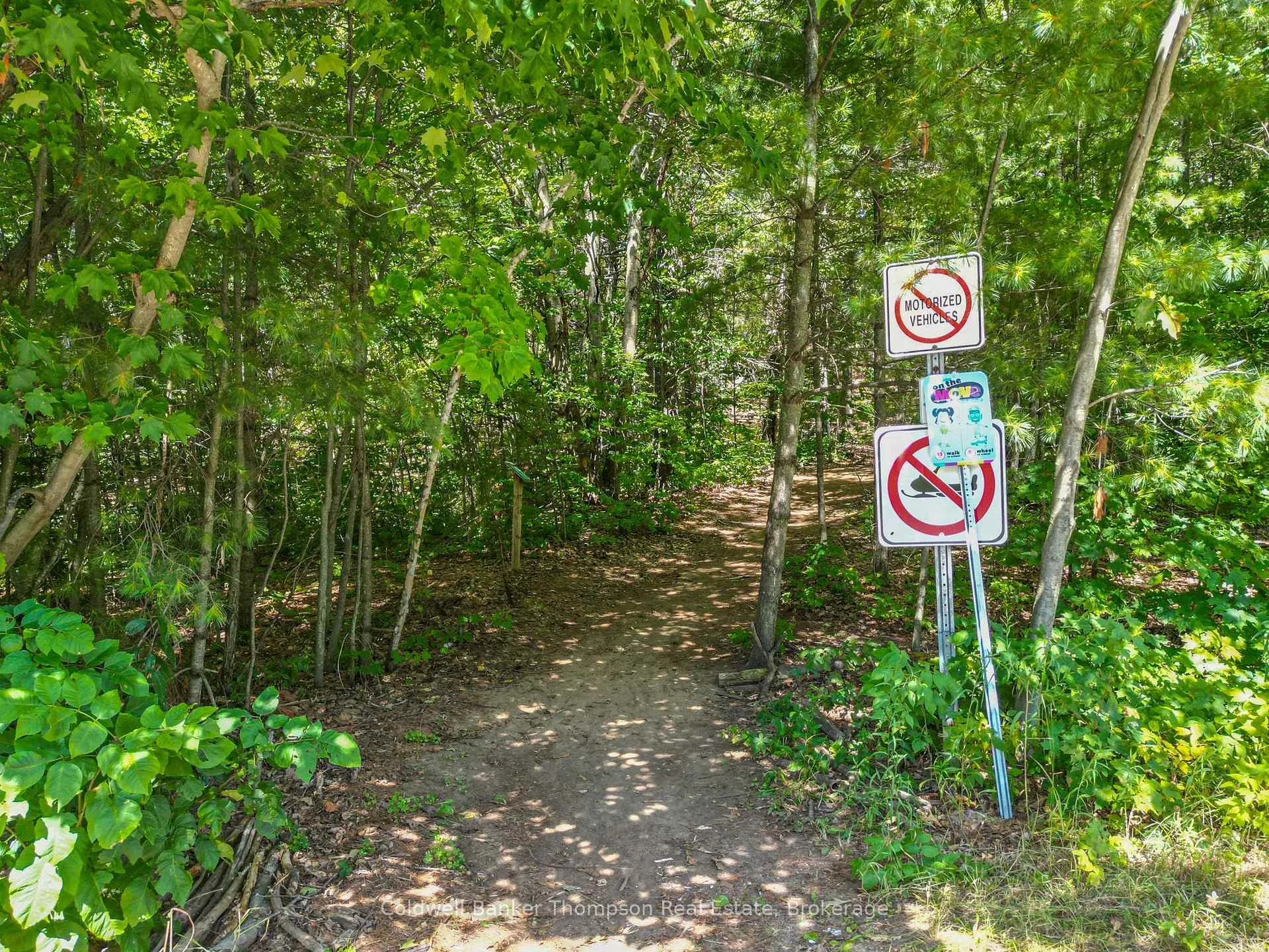 Photo 48 of 2 The Granite Bluff, Bracebridge, Macaulay — HOMEH