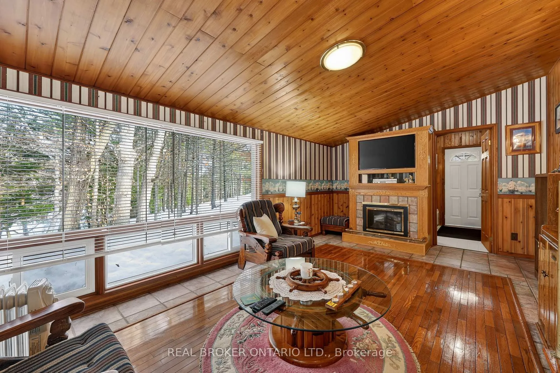 Photo 7 of 7862 Park Lane Crescent, Ramara, Rural Ramara — HOMEH