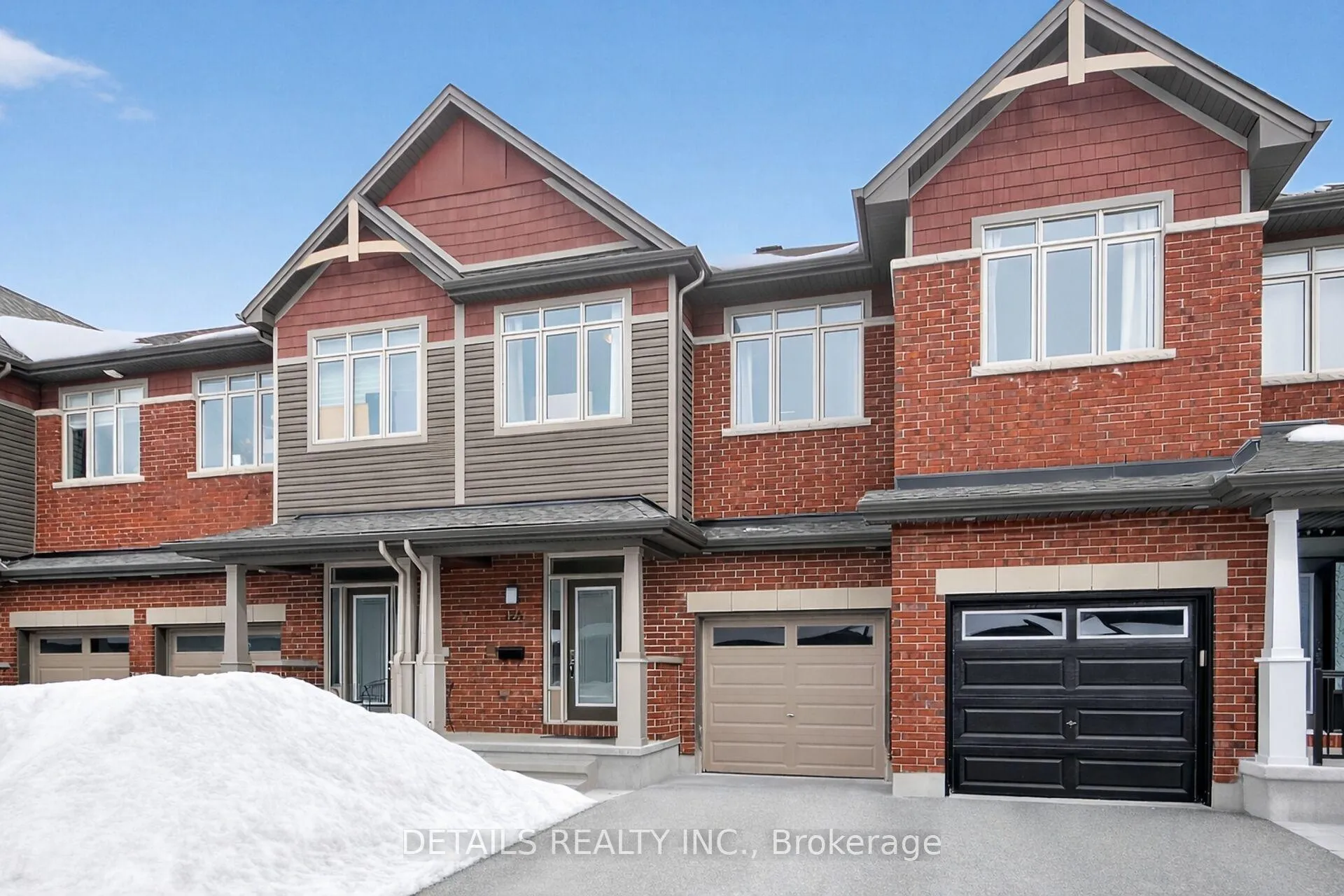 Photo 1 of 124 Overberg Way, Ottawa, Kanata - Emerald Meadows/Trailwest — HOMEH