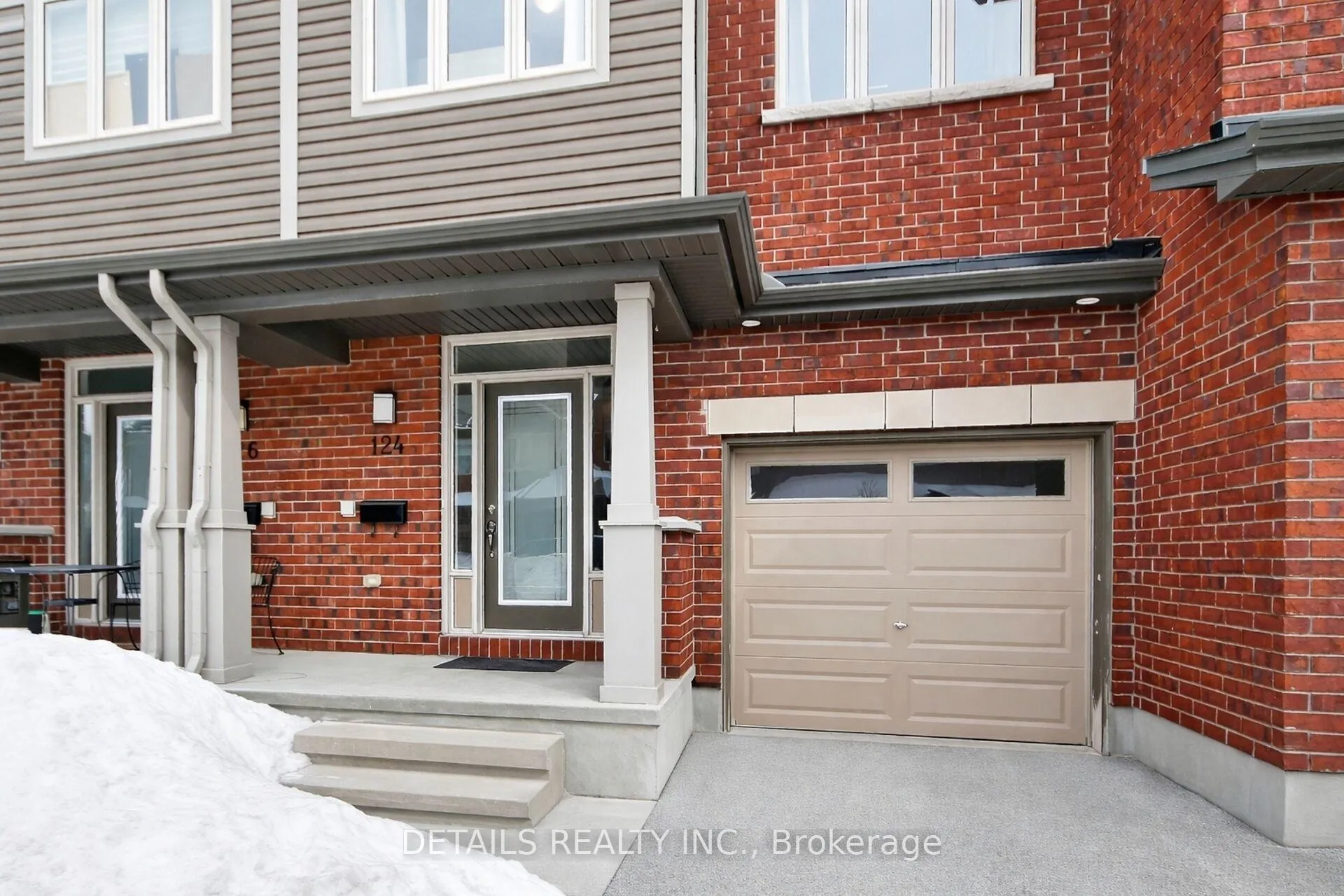 Photo 2 of 124 Overberg Way, Ottawa, Kanata - Emerald Meadows/Trailwest — HOMEH