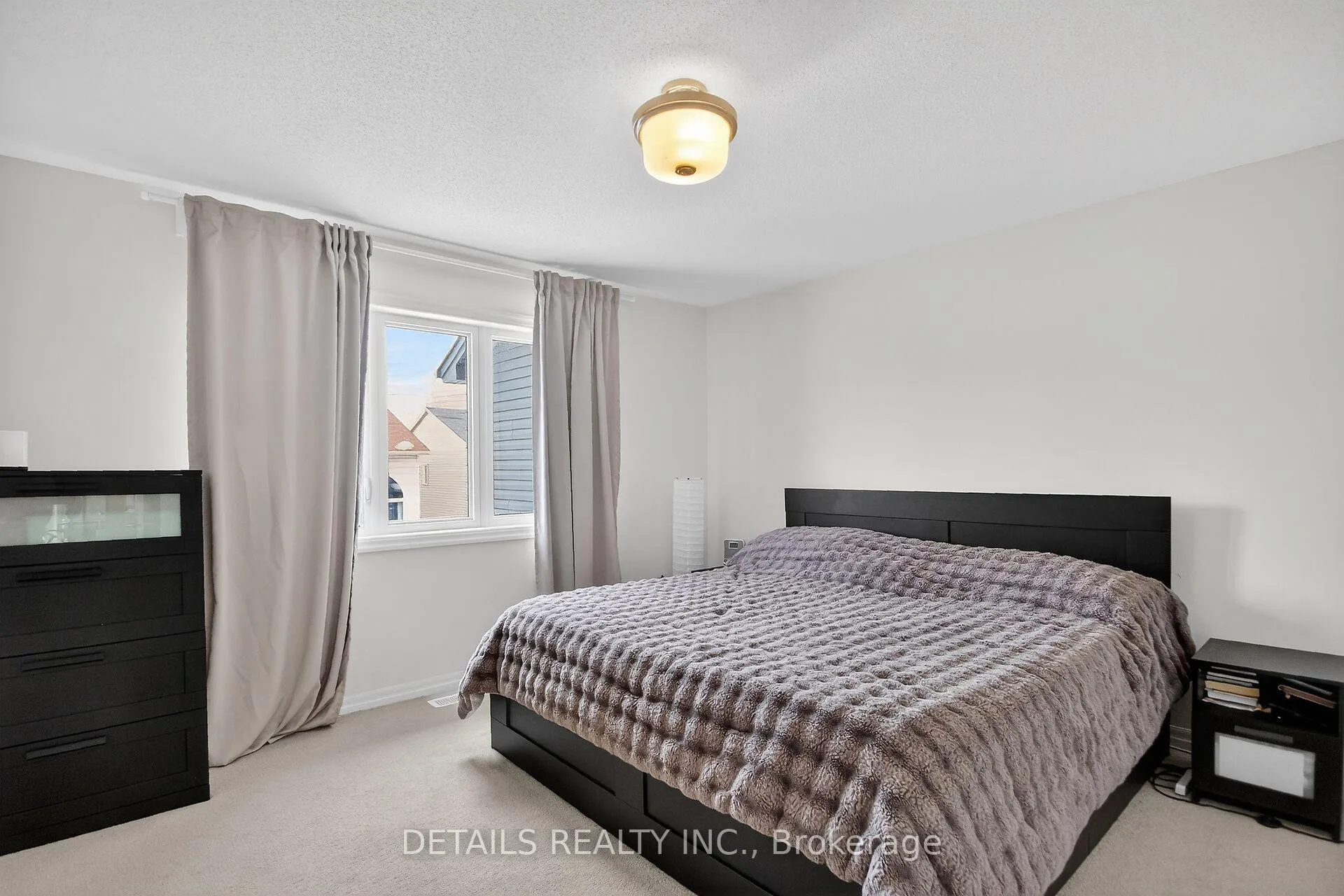Photo 26 of 124 Overberg Way, Ottawa, Kanata - Emerald Meadows/Trailwest — HOMEH