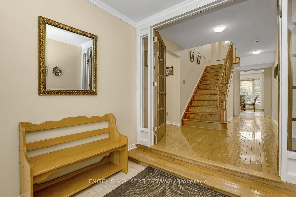 Photo 2 of 7 Condie Street W, Ottawa, Centrepointe — HOMEH
