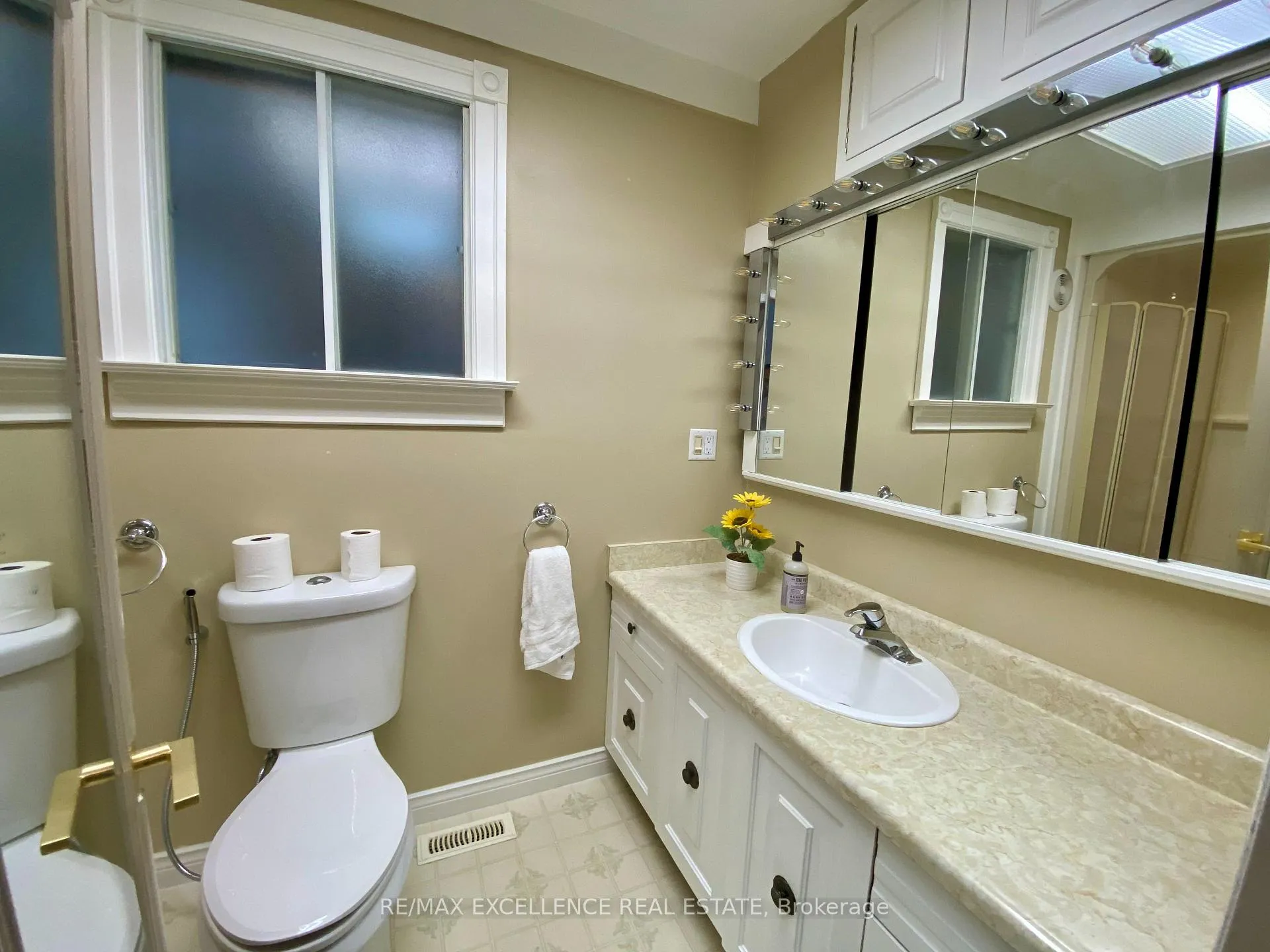 Photo 20 of 485 Gowland Crescent, Milton, Timberlea — HOMEH