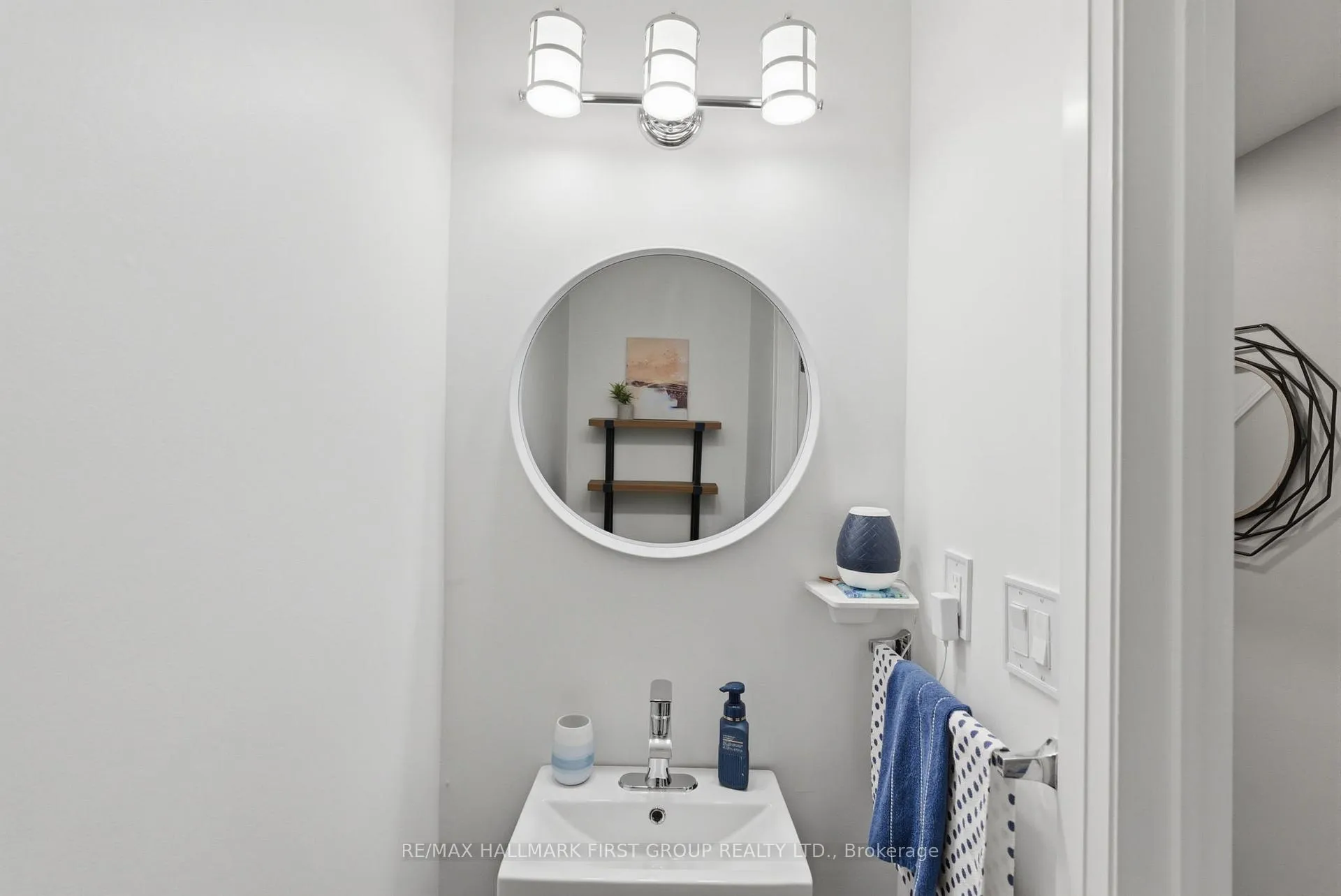 Photo 16 of Unit 61, 61 Foster Crescent, Brampton, Brampton North — HOMEH