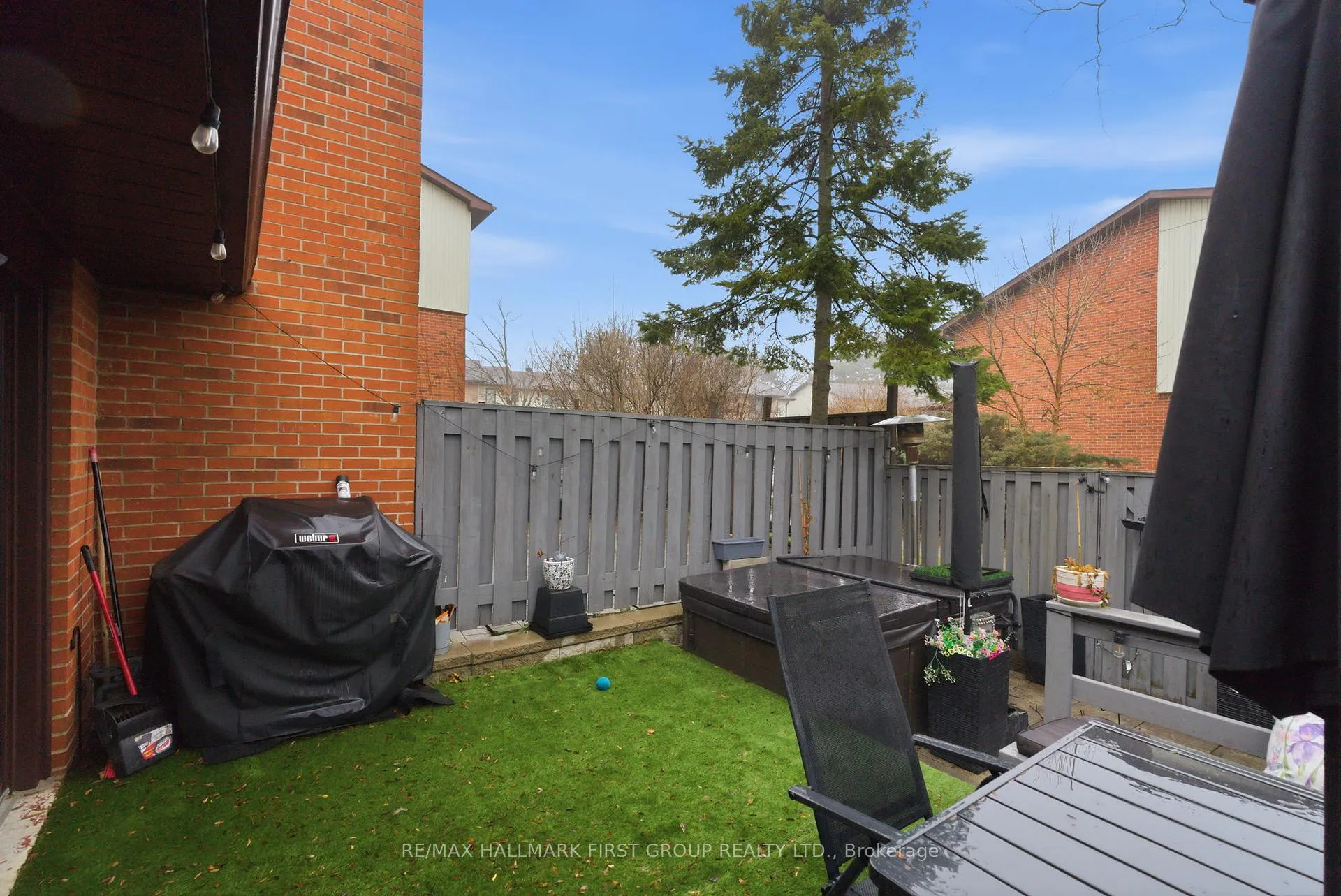 Photo 38 of Unit 61, 61 Foster Crescent, Brampton, Brampton North — HOMEH