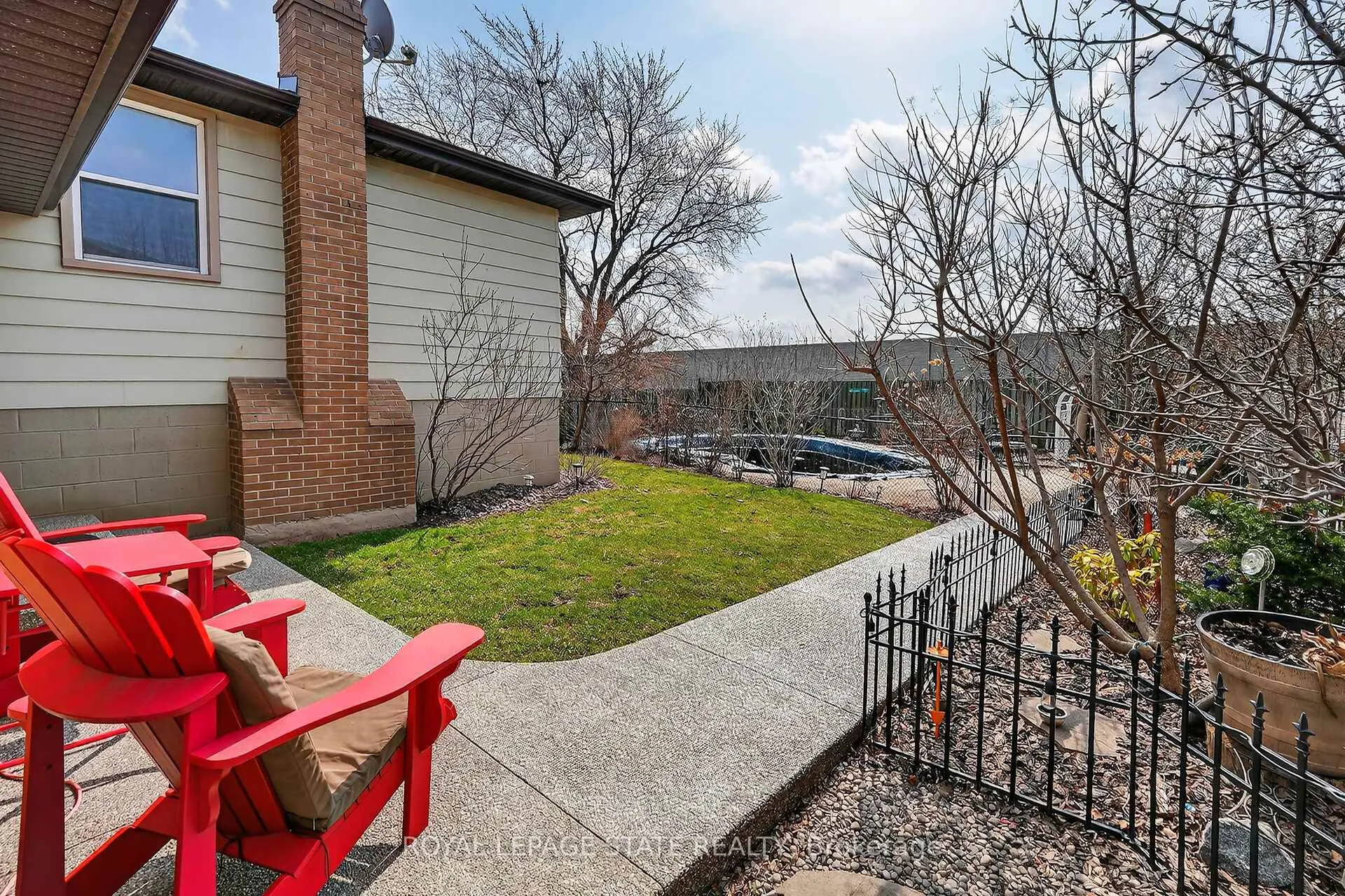Photo 42 of 9 Sidare Court, Grimsby, Grimsby Beach — HOMEH
