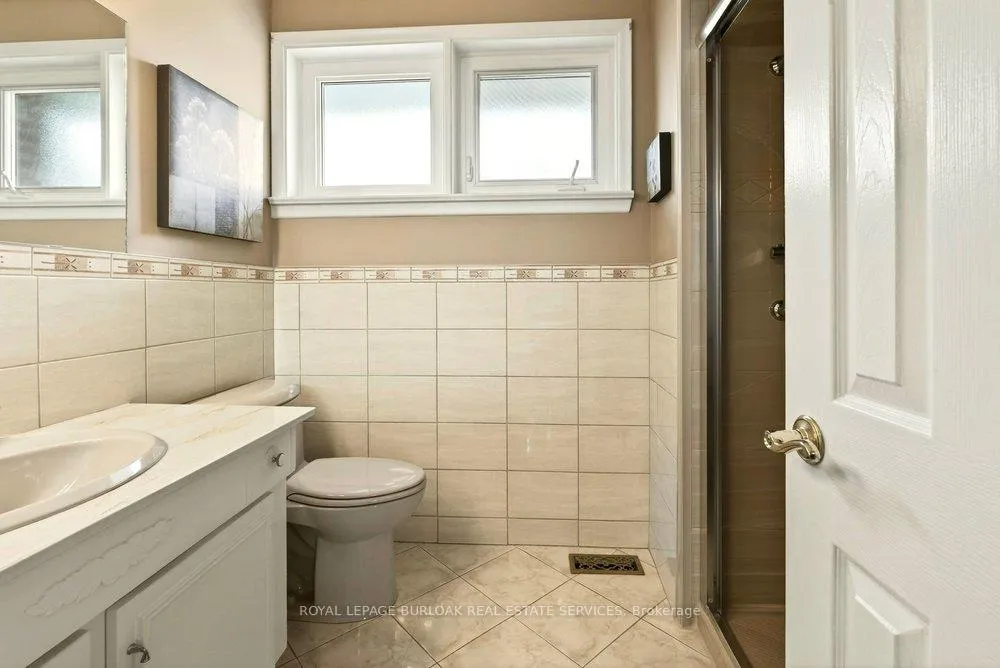 Photo 18 of 83 Sunvale Drive, Etobicoke, Willowridge-Martingrove-Richview — HOMEH