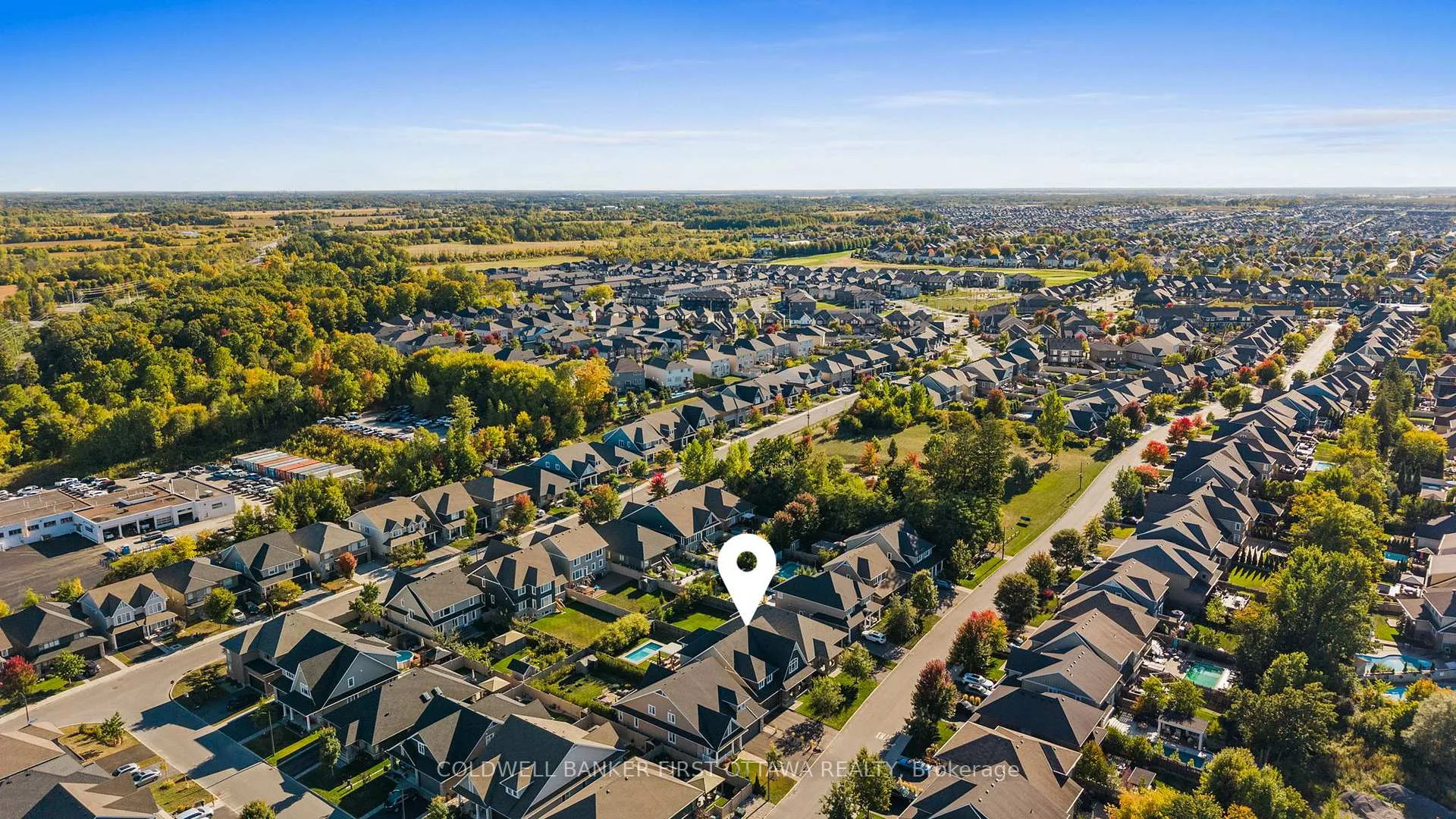 Photo 4 of 397 Kilspindie Ridge, Ottawa, Barrhaven - Stonebridge — HOMEH