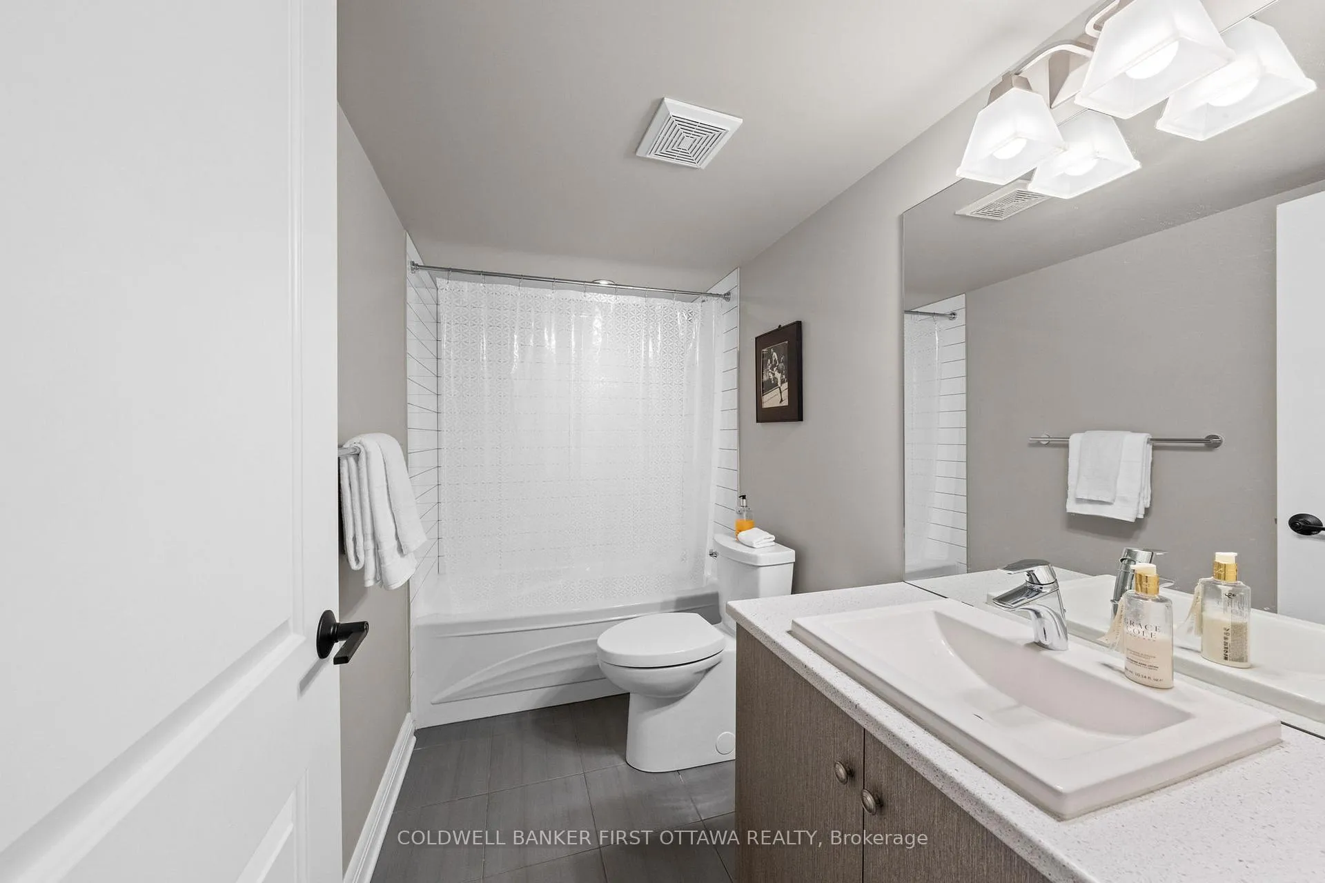 Photo 36 of 397 Kilspindie Ridge, Ottawa, Barrhaven - Stonebridge — HOMEH