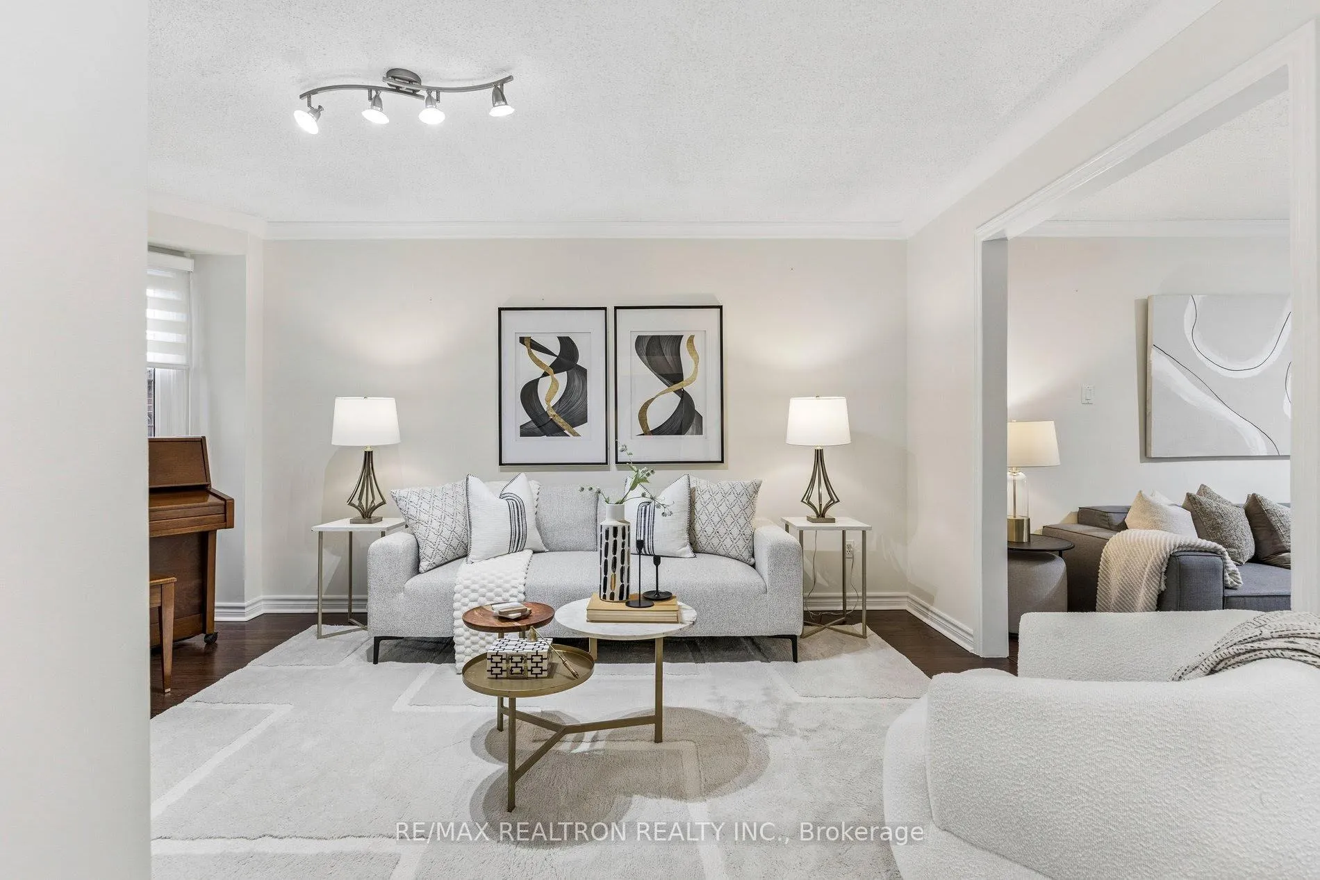 Photo 8 of 148 Edmund Seager Drive, Vaughan, Uplands — HOMEH