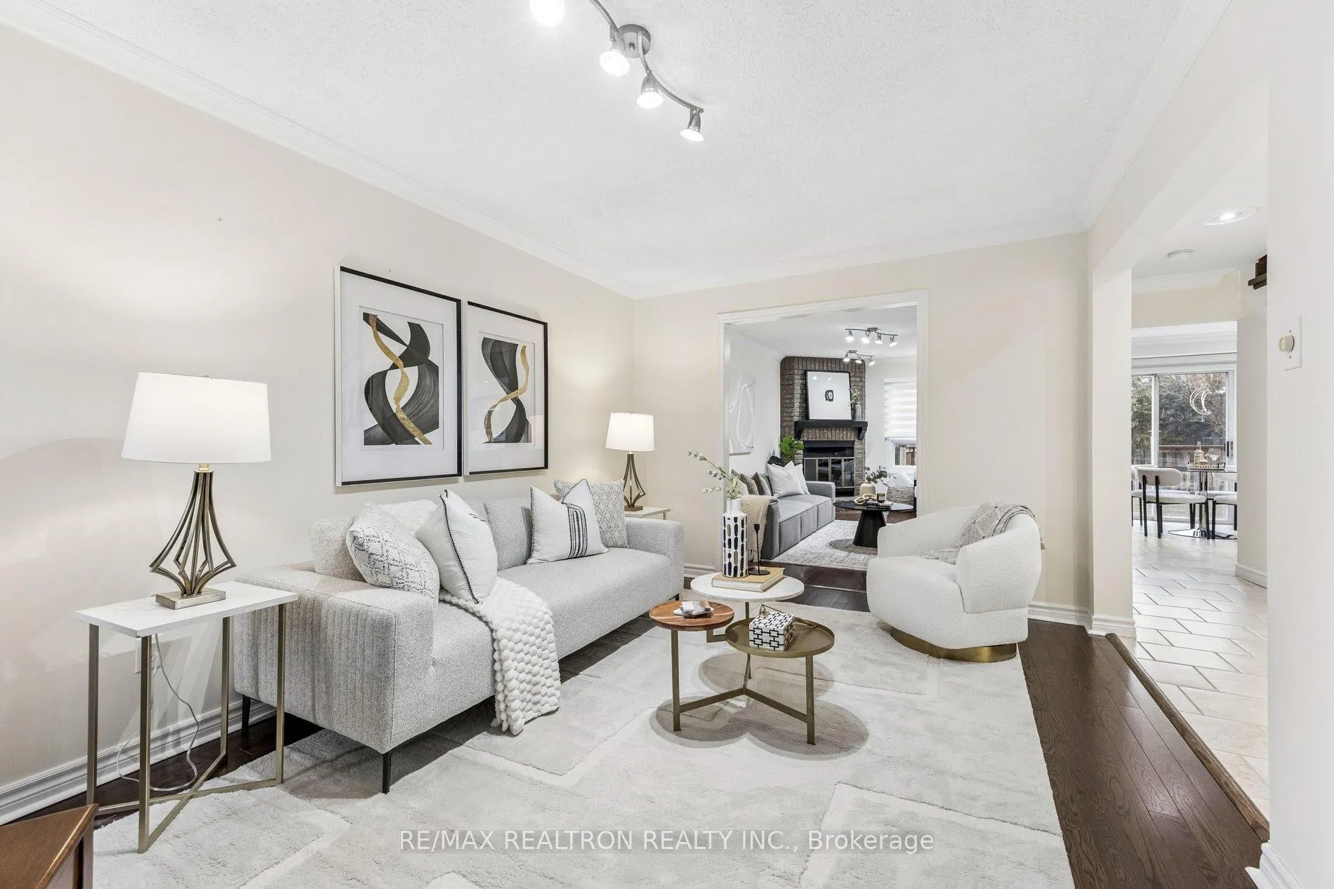 Photo 11 of 148 Edmund Seager Drive, Vaughan, Uplands — HOMEH