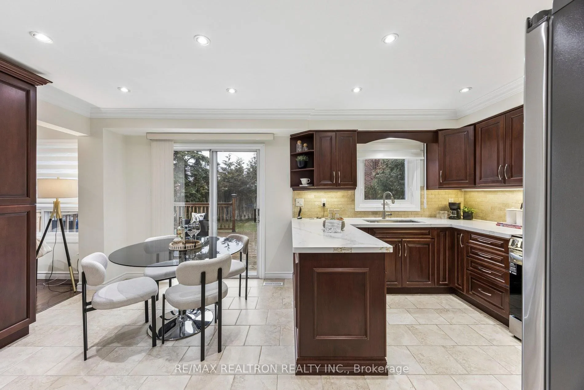 Photo 17 of 148 Edmund Seager Drive, Vaughan, Uplands — HOMEH