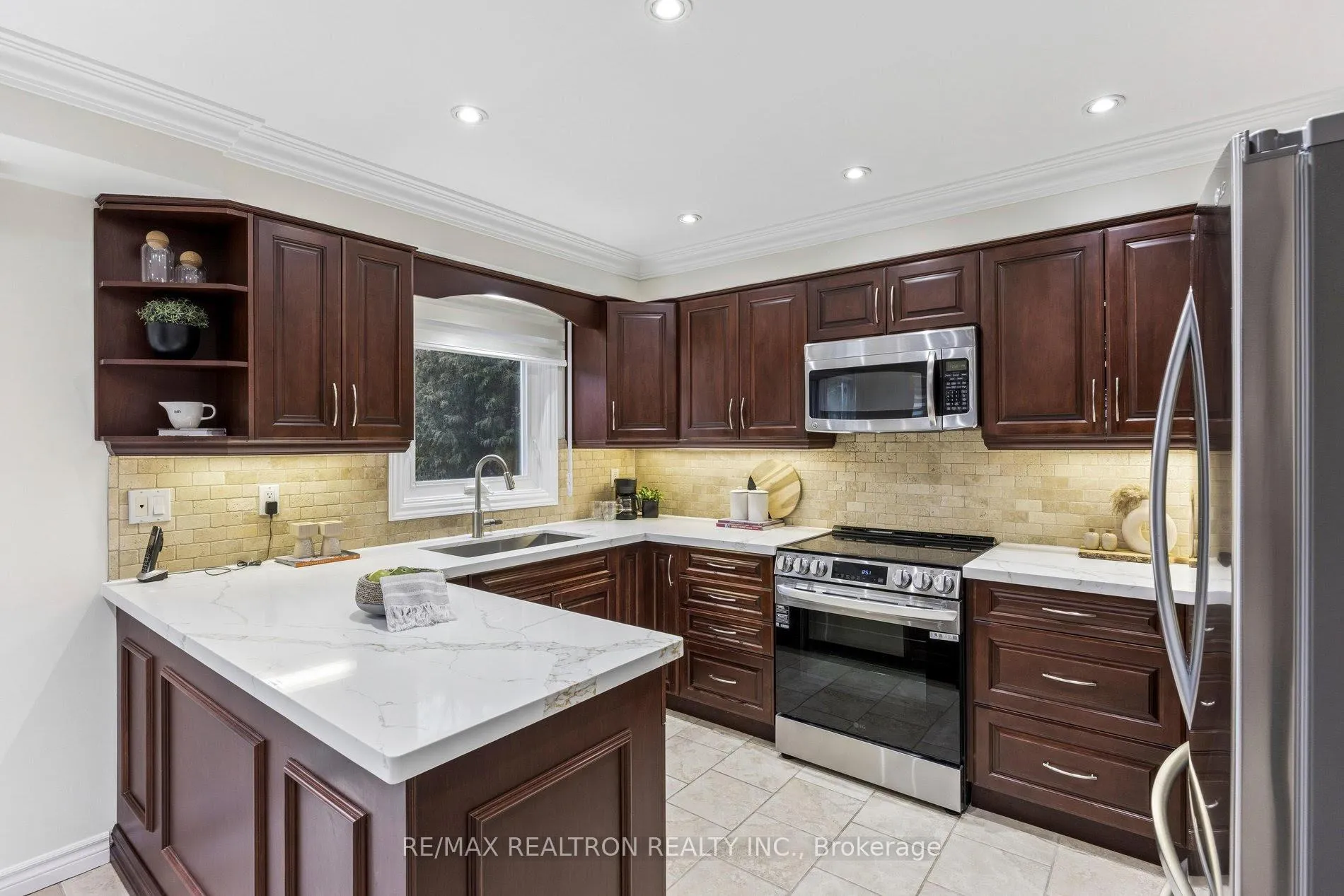 Photo 18 of 148 Edmund Seager Drive, Vaughan, Uplands — HOMEH