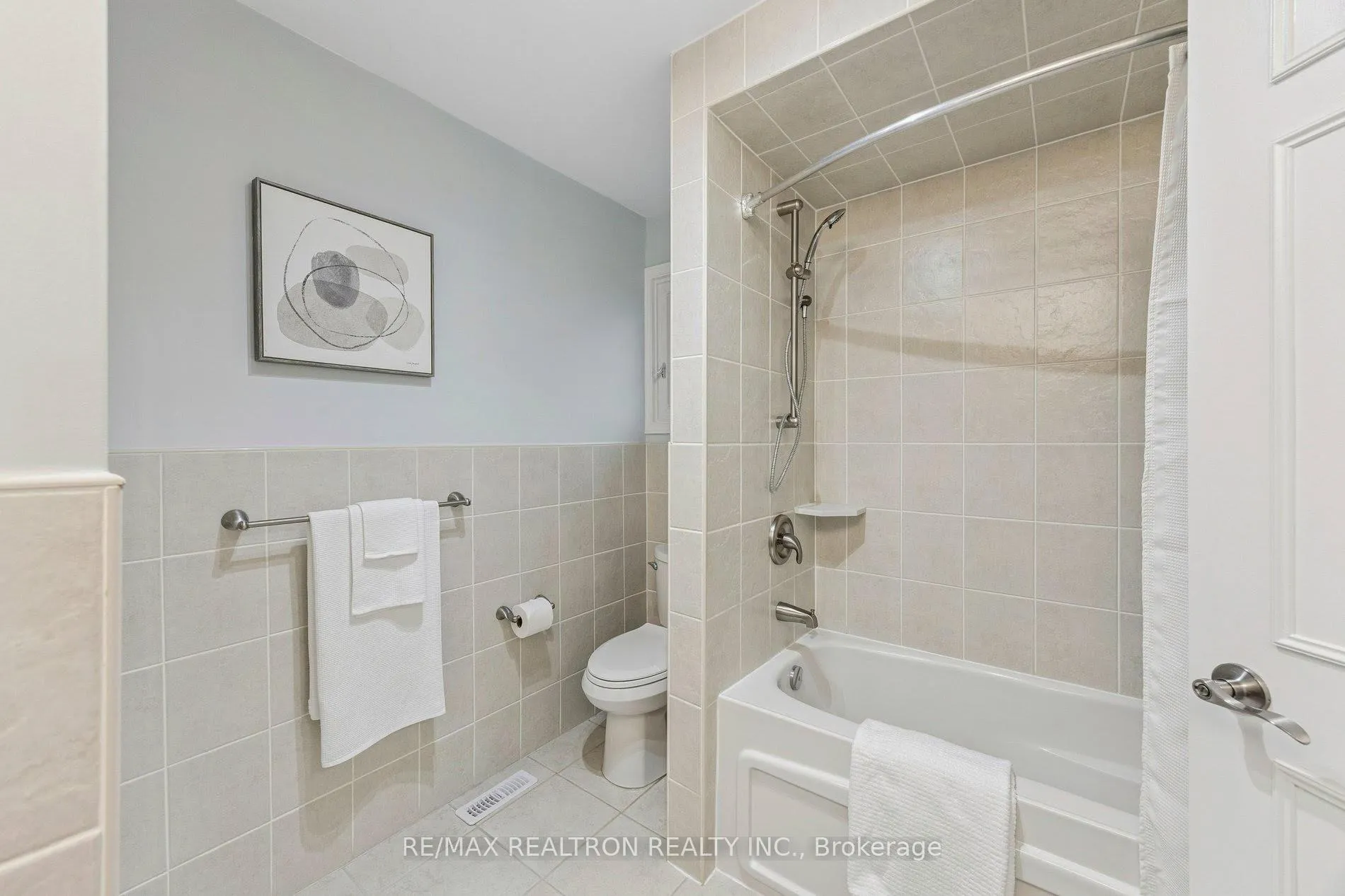 Photo 33 of 148 Edmund Seager Drive, Vaughan, Uplands — HOMEH