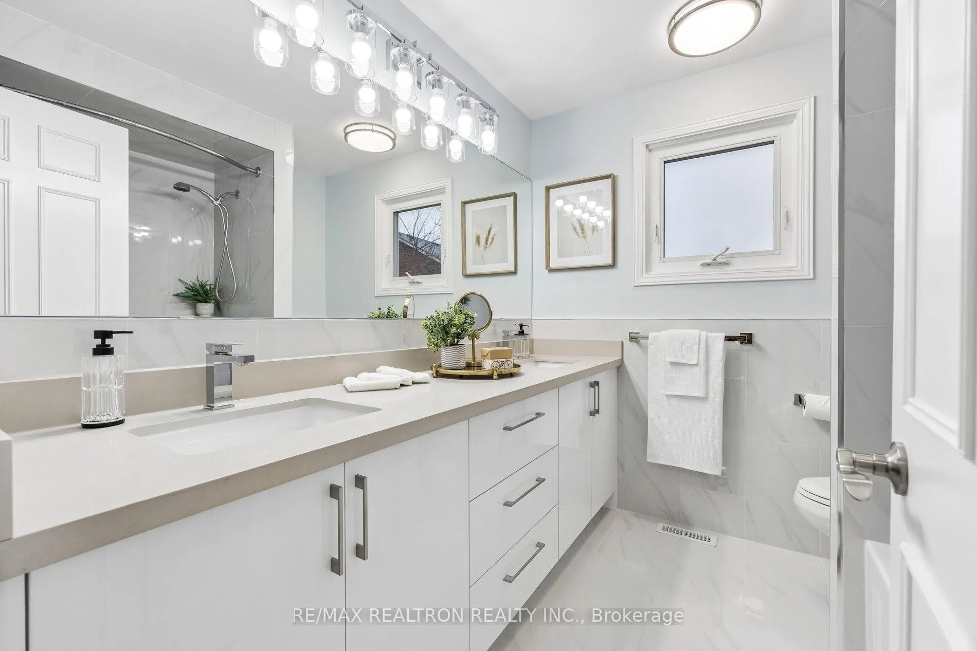 Photo 36 of 148 Edmund Seager Drive, Vaughan, Uplands — HOMEH