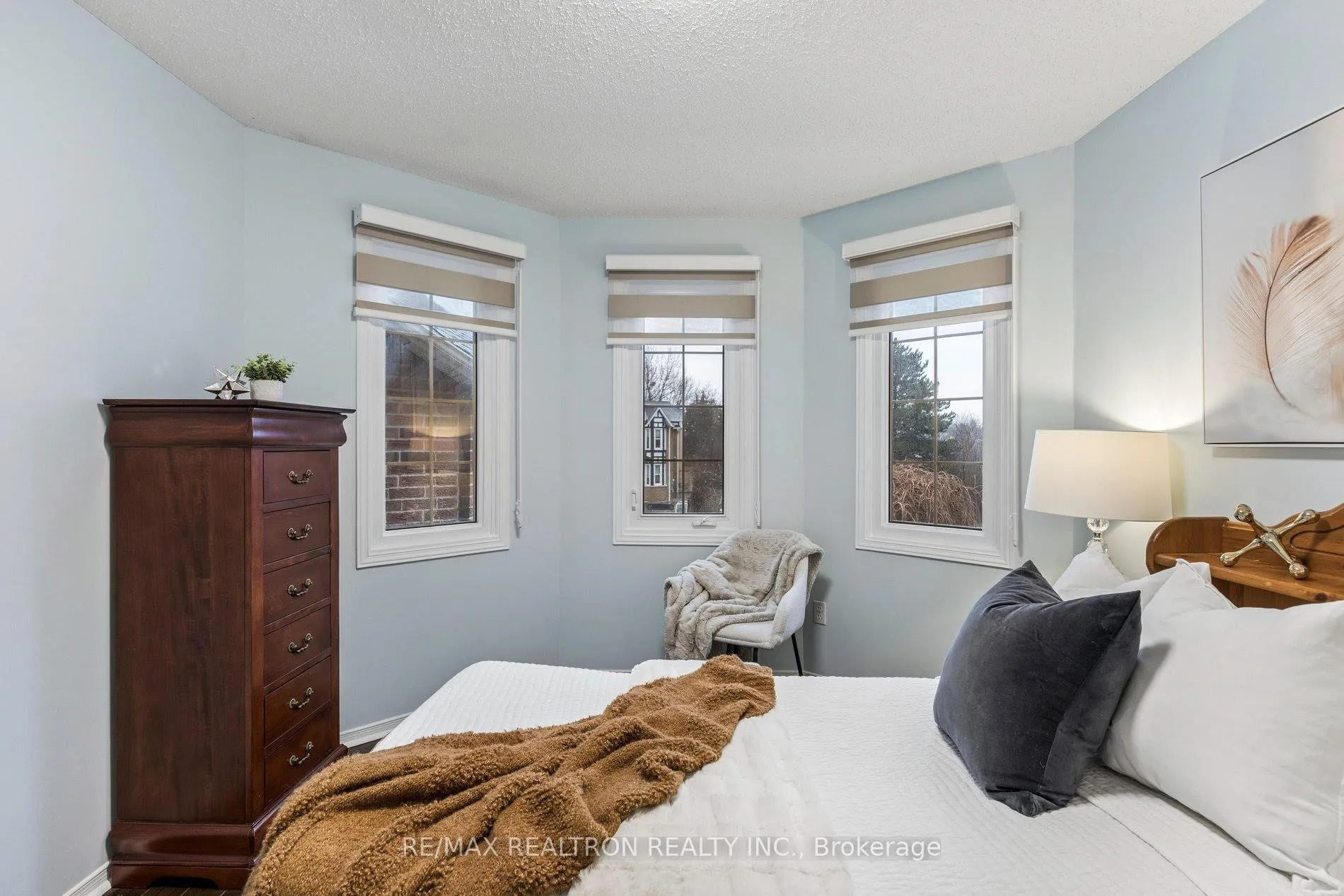 Photo 40 of 148 Edmund Seager Drive, Vaughan, Uplands — HOMEH