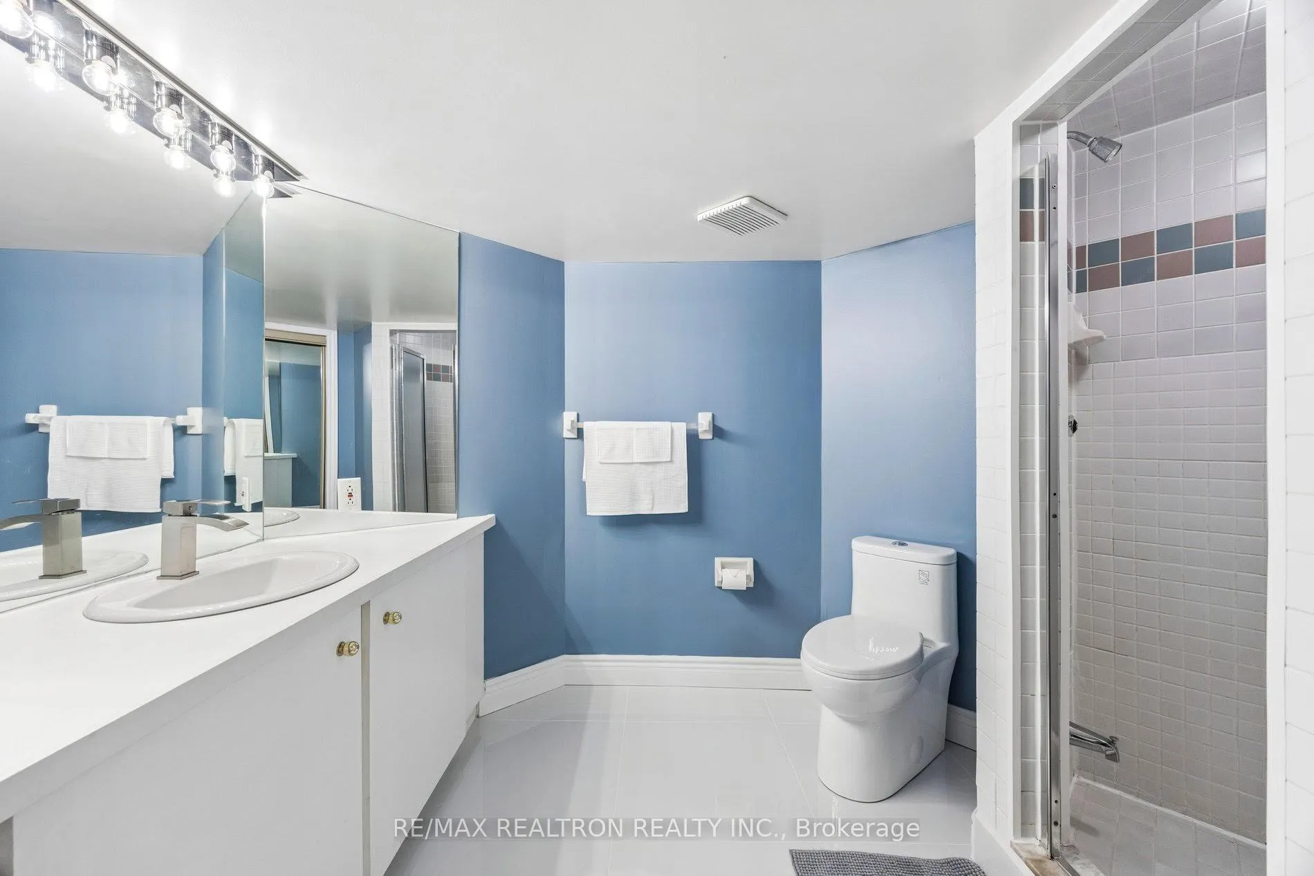 Photo 45 of 148 Edmund Seager Drive, Vaughan, Uplands — HOMEH