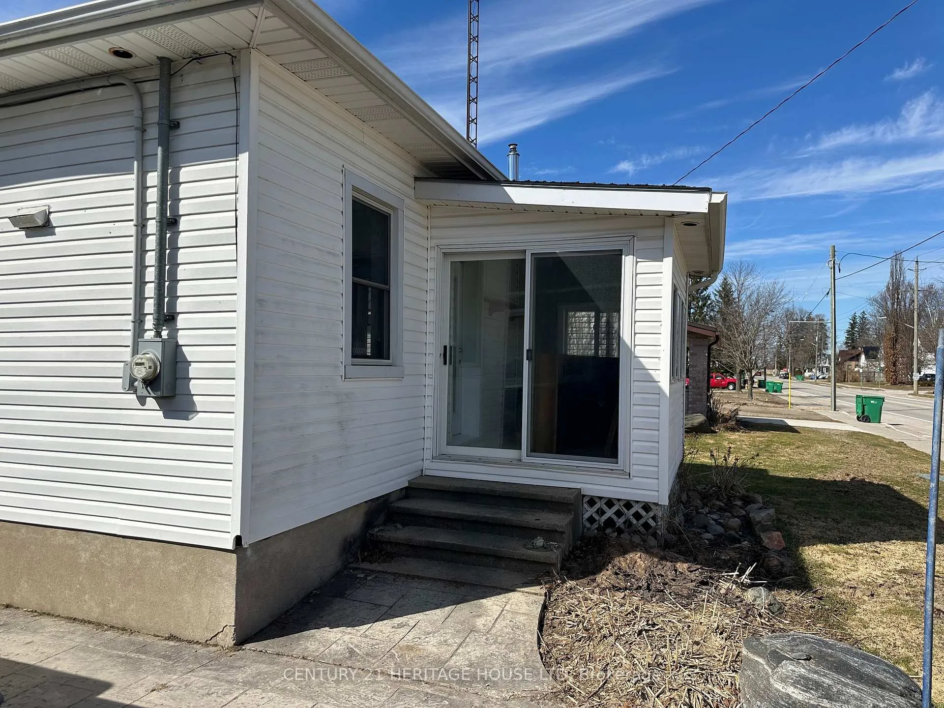 Photo 4 of 22703 Thames Road, Southwest Middlesex, Appin — HOMEH