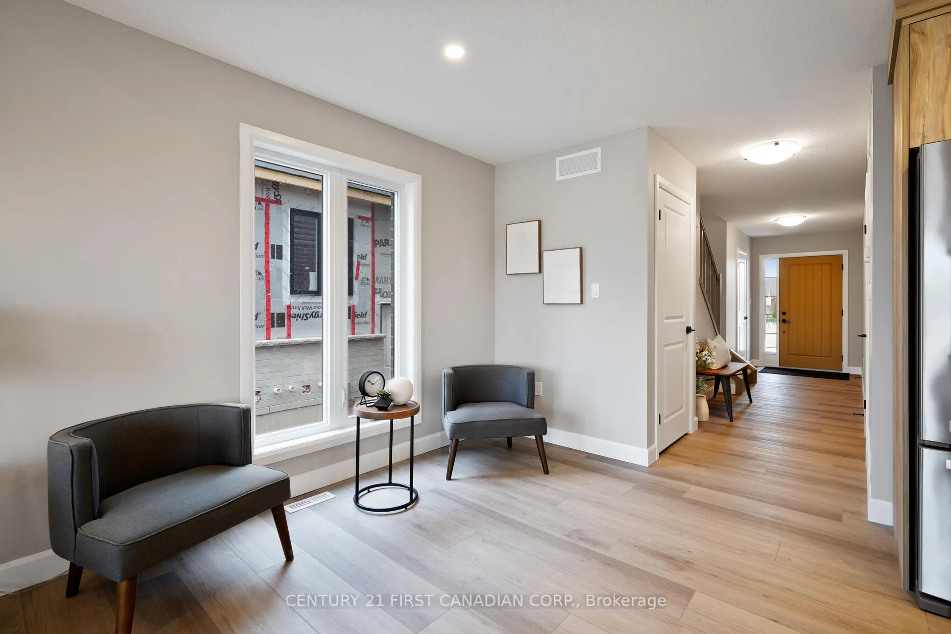 Photo 8 of 111 Addison Avenue, Lucan Biddulph, Lucan — HOMEH