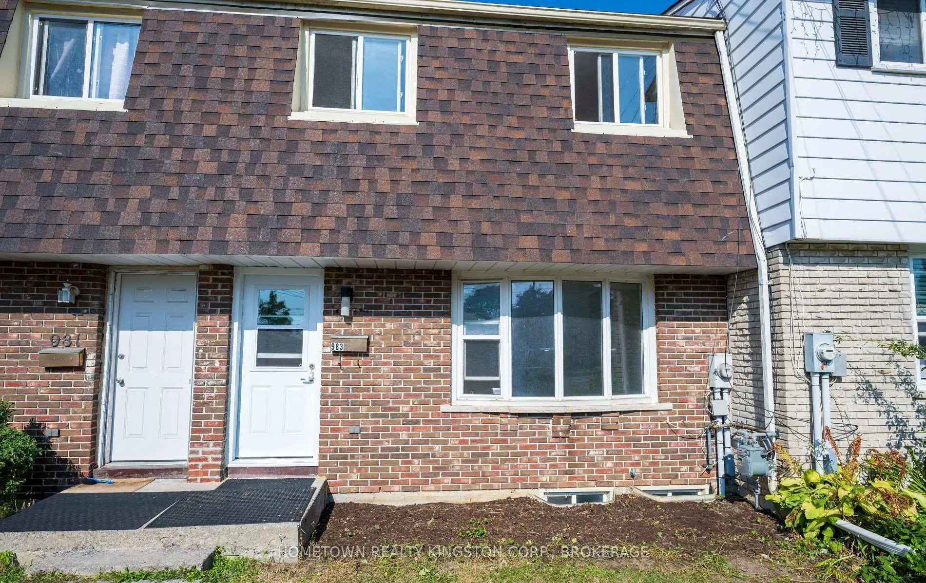 Photo 1 of 983 Oakview Avenue, Kingston, South of Taylor-Kidd Blvd — HOMEH