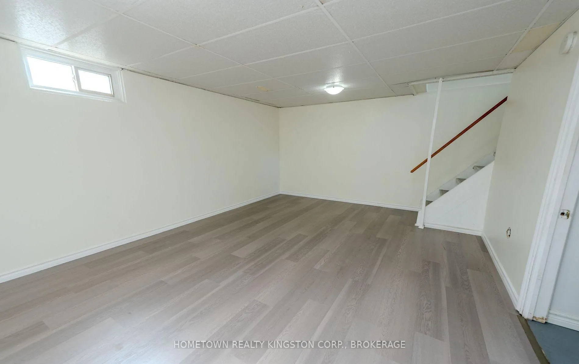 Photo 19 of 983 Oakview Avenue, Kingston, South of Taylor-Kidd Blvd — HOMEH