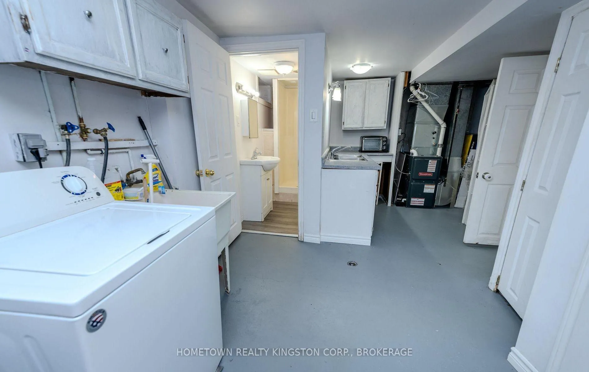 Photo 22 of 983 Oakview Avenue, Kingston, South of Taylor-Kidd Blvd — HOMEH