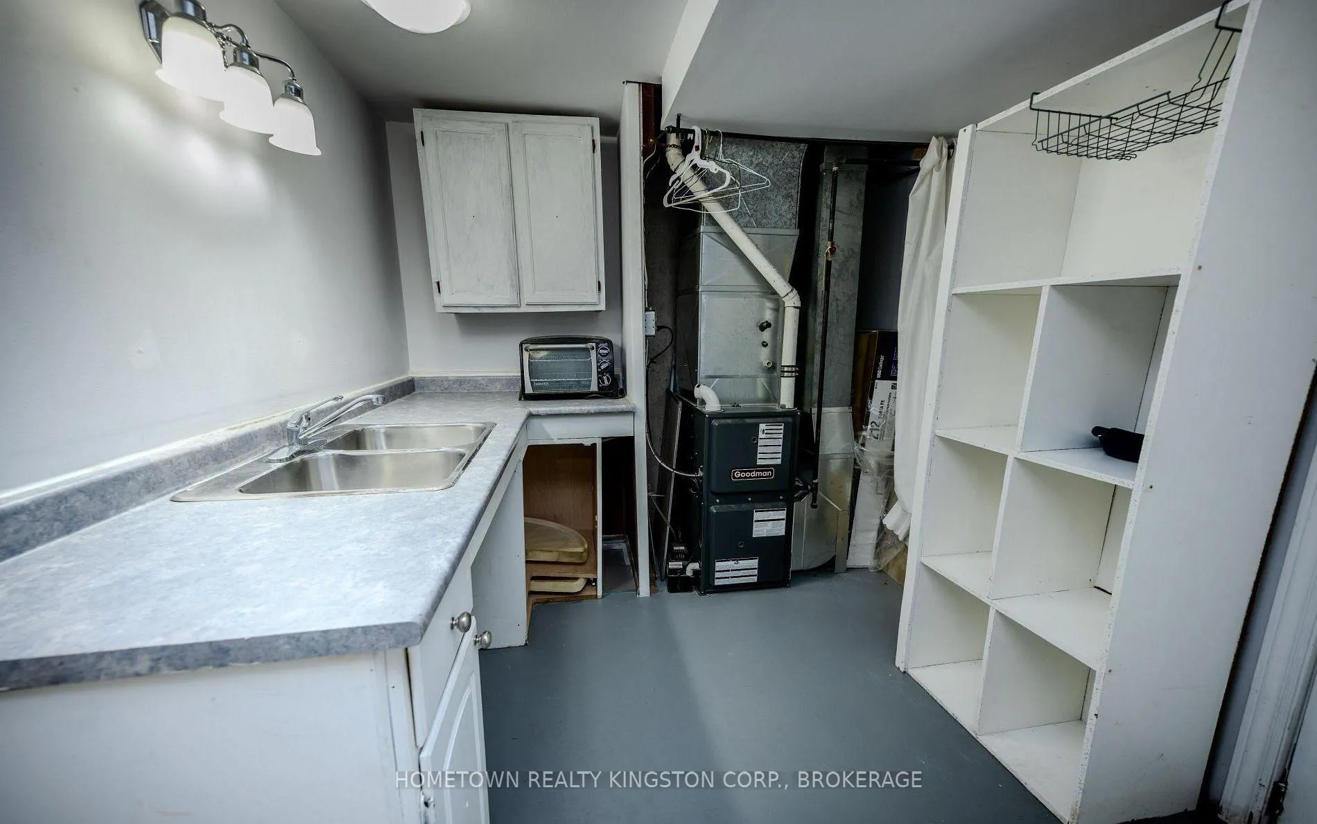 Photo 24 of 983 Oakview Avenue, Kingston, South of Taylor-Kidd Blvd — HOMEH