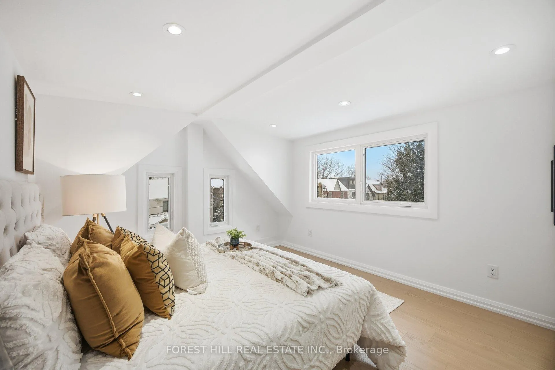 Photo 14 of 128 Duvernet Avenue, Toronto, East End-Danforth — HOMEH