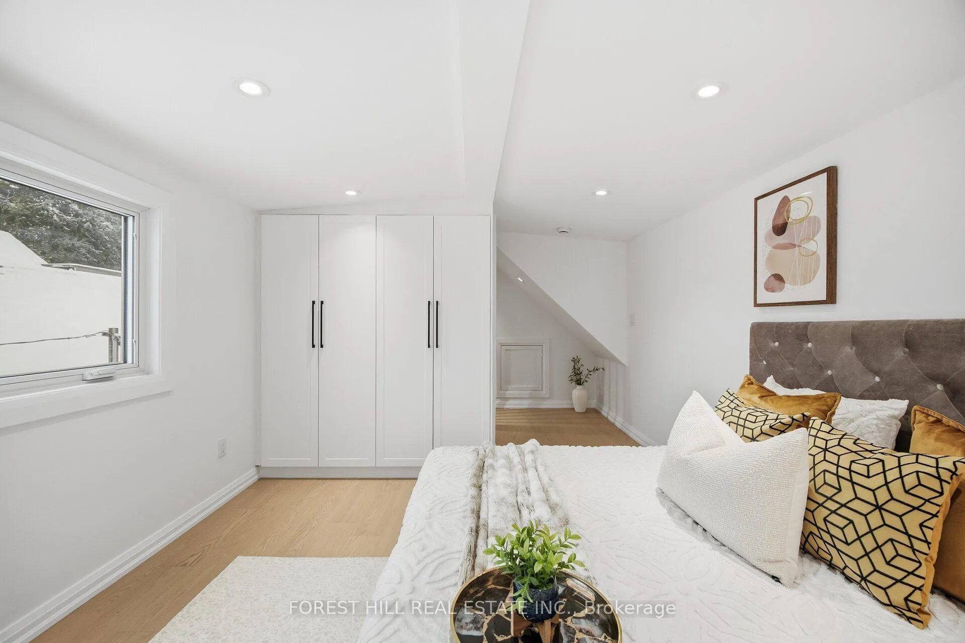 Photo 17 of 128 Duvernet Avenue, Toronto, East End-Danforth — HOMEH
